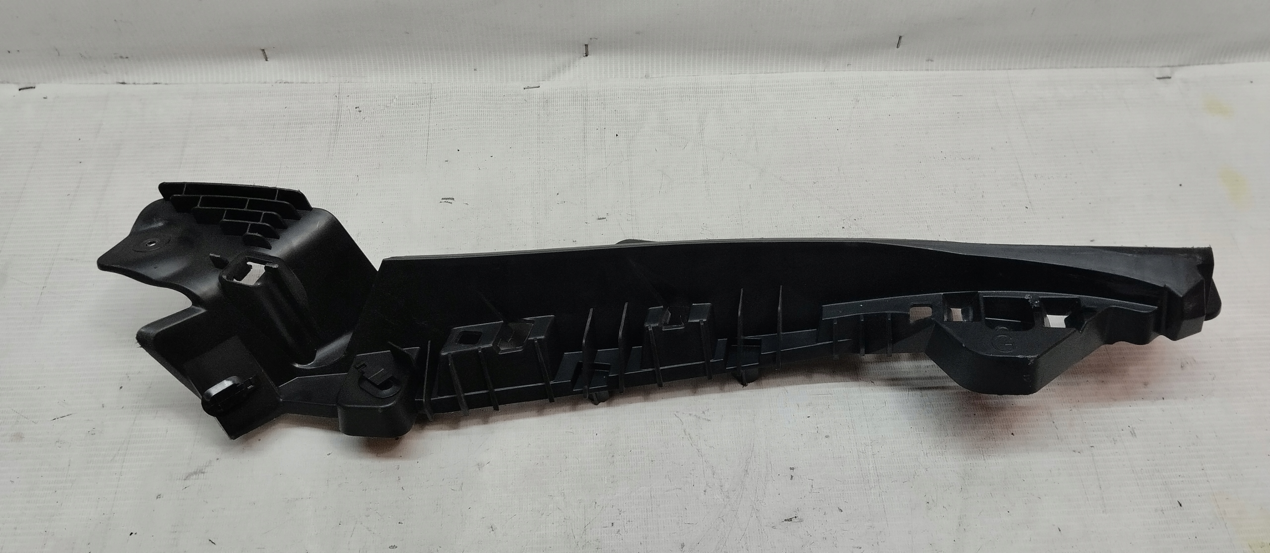 CAPTUR II КРИШКА КРІПЛЕННЯ КРОНШТЕЙН ЗАДНІЙ 985P07484R