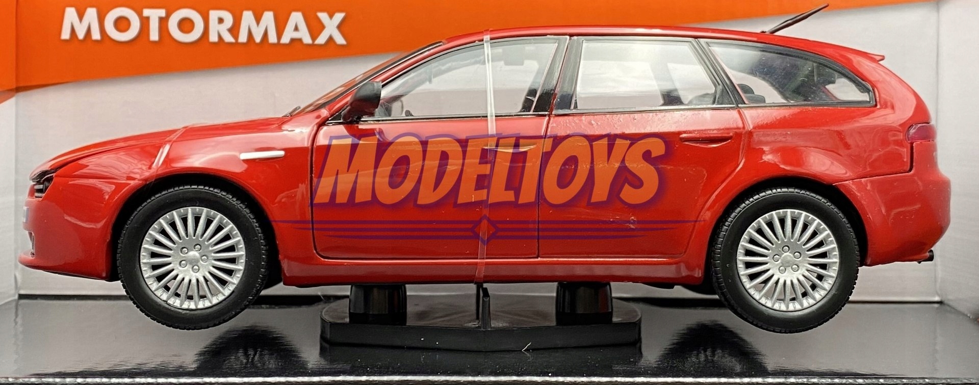 Alfa Romeo 159 SW 1:24 model metal Motormax 73372 Model 11357595409