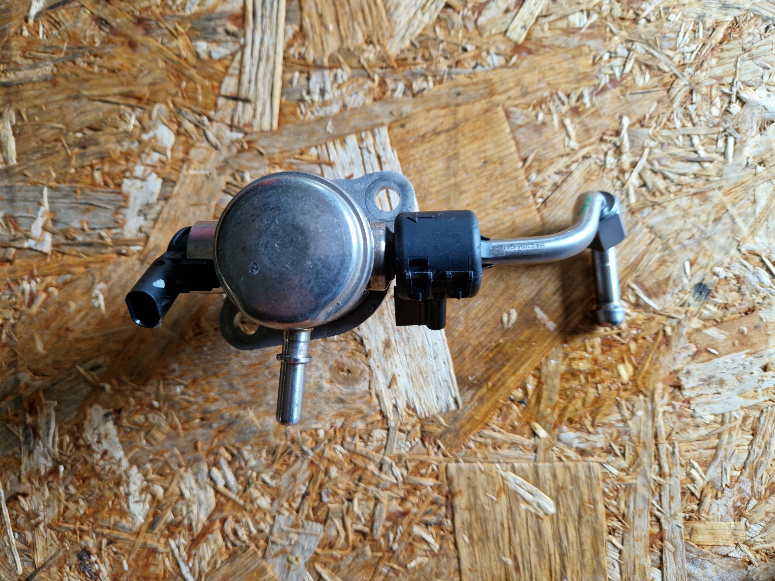 feed pump RENAULT AUSTRAL 166307520R