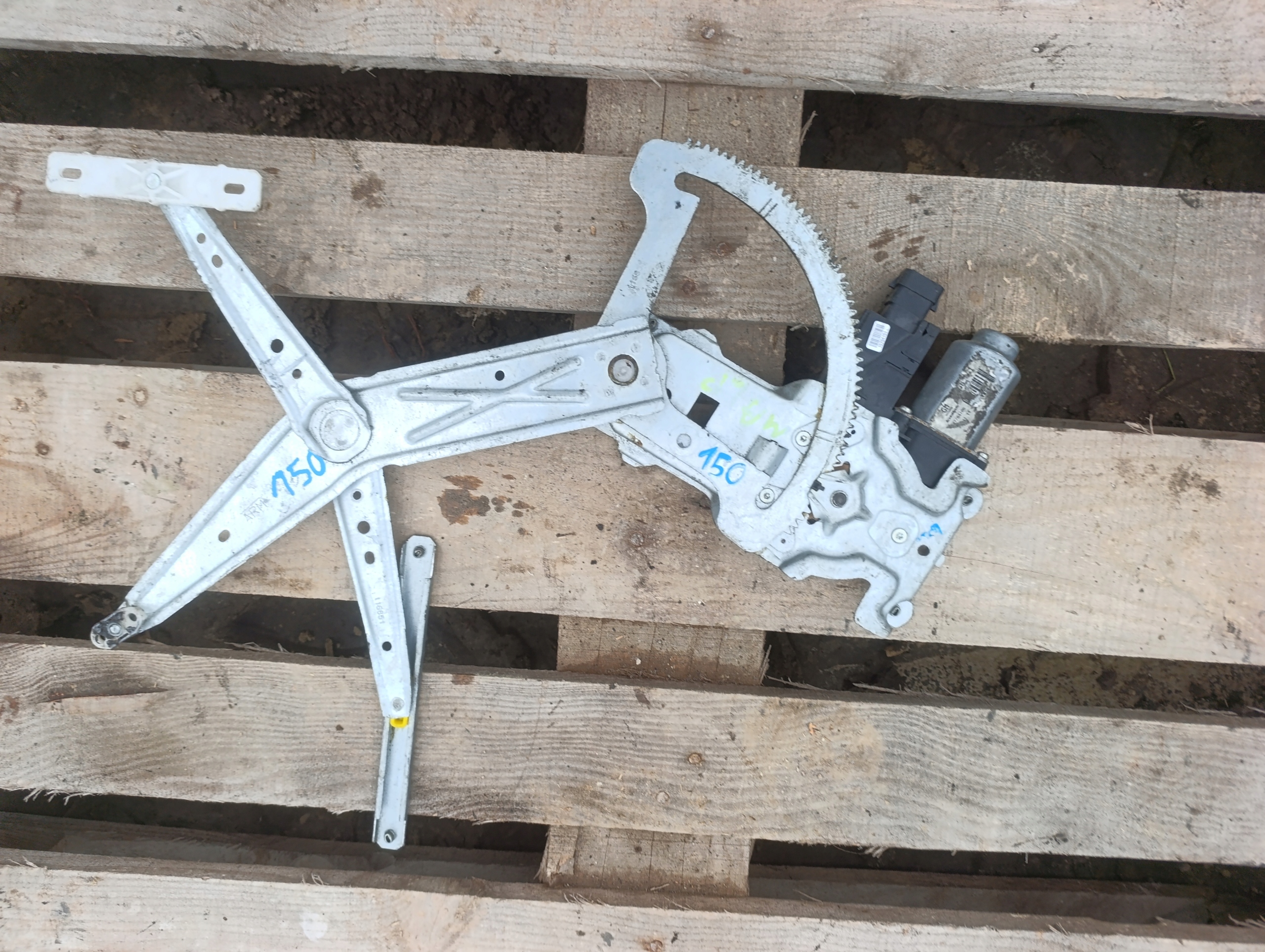 mechanism window regulator left front OPEL Meriva A 13222287