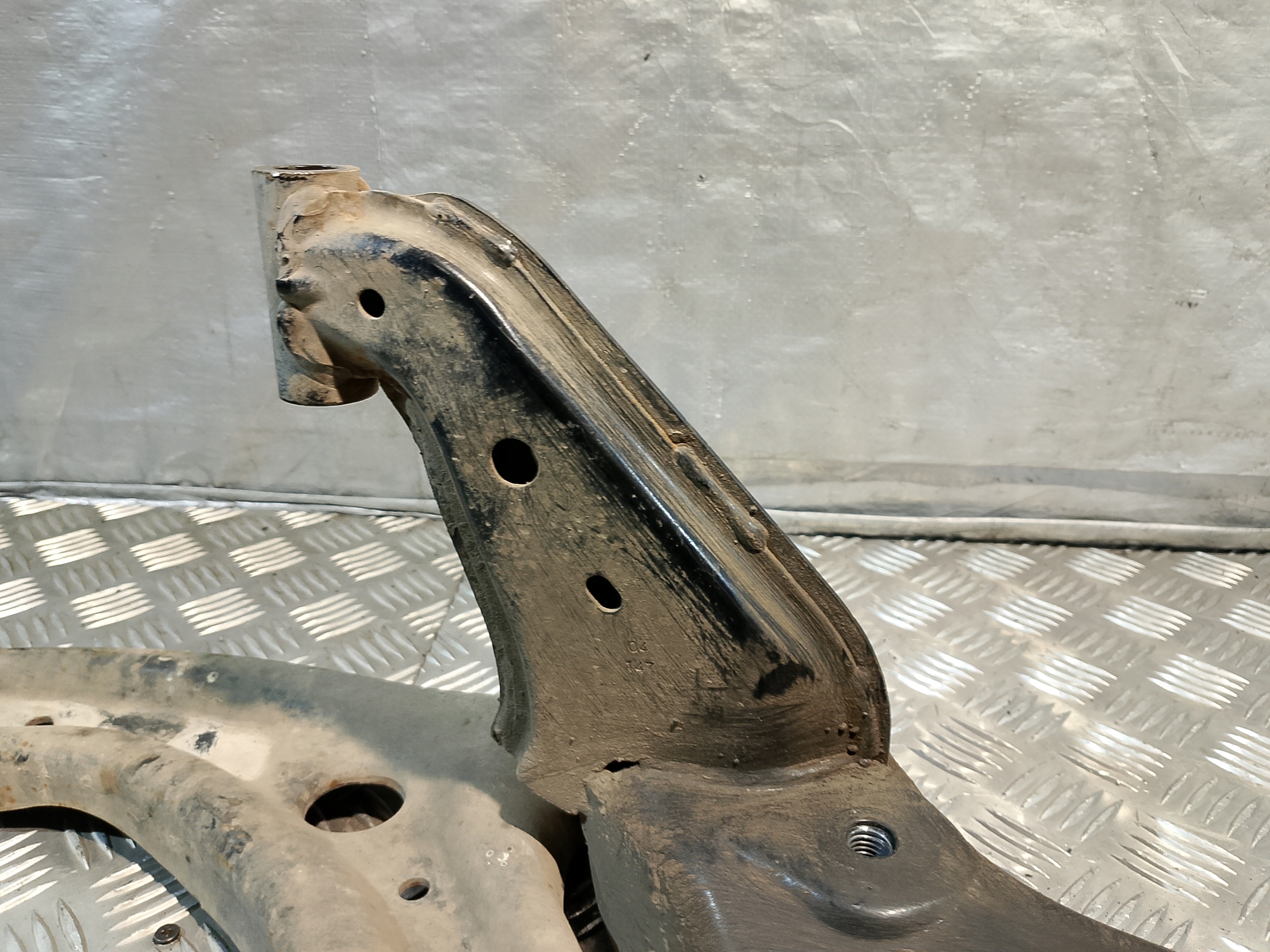 axle beam subframe axle beam front FORD FIESTA MK7 VII 1.6 D
