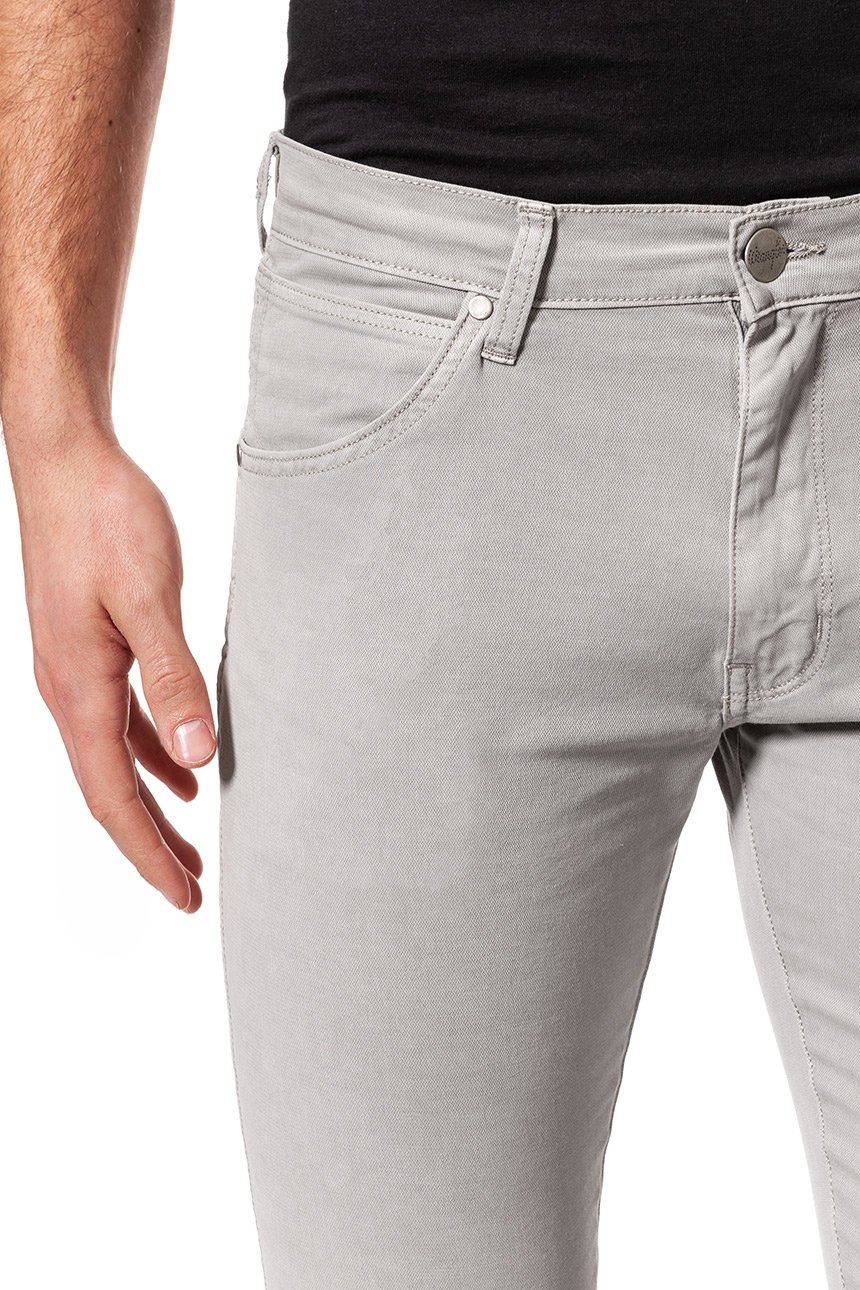 WRANGLER LARSTON MĘSKIE SPODNIE MATERIAŁ W28 L32 Nazwa koloru producenta Stone Grey