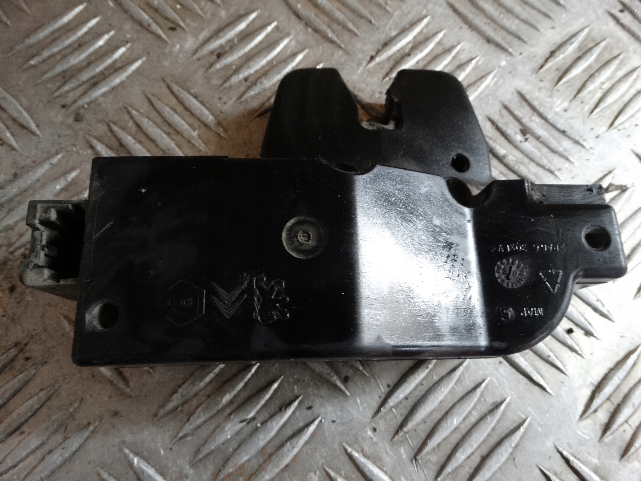 lock bonnet rear part PEUGEOT 307 9652301980