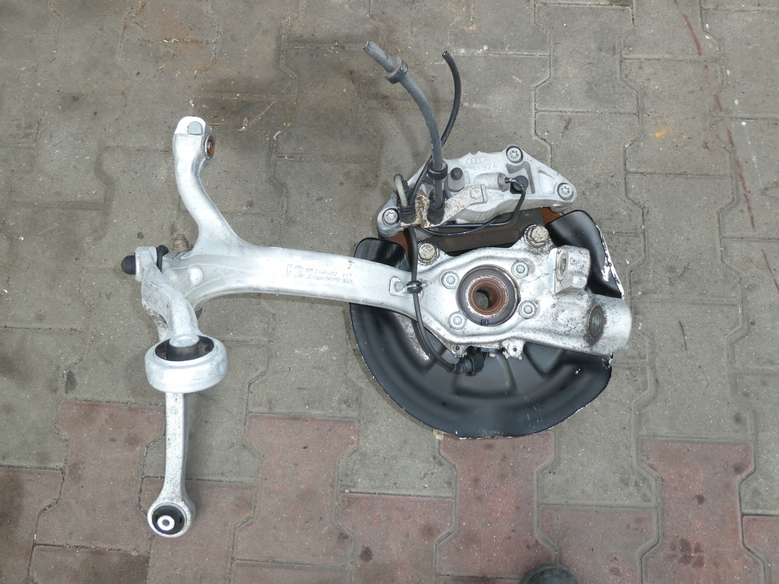 McPherson swing caliper 974 AUDI A6 C6 4F0258 P