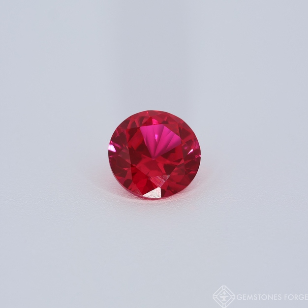 Rubín 6x6mm výbrus kulatý, laboratorně vyrobený