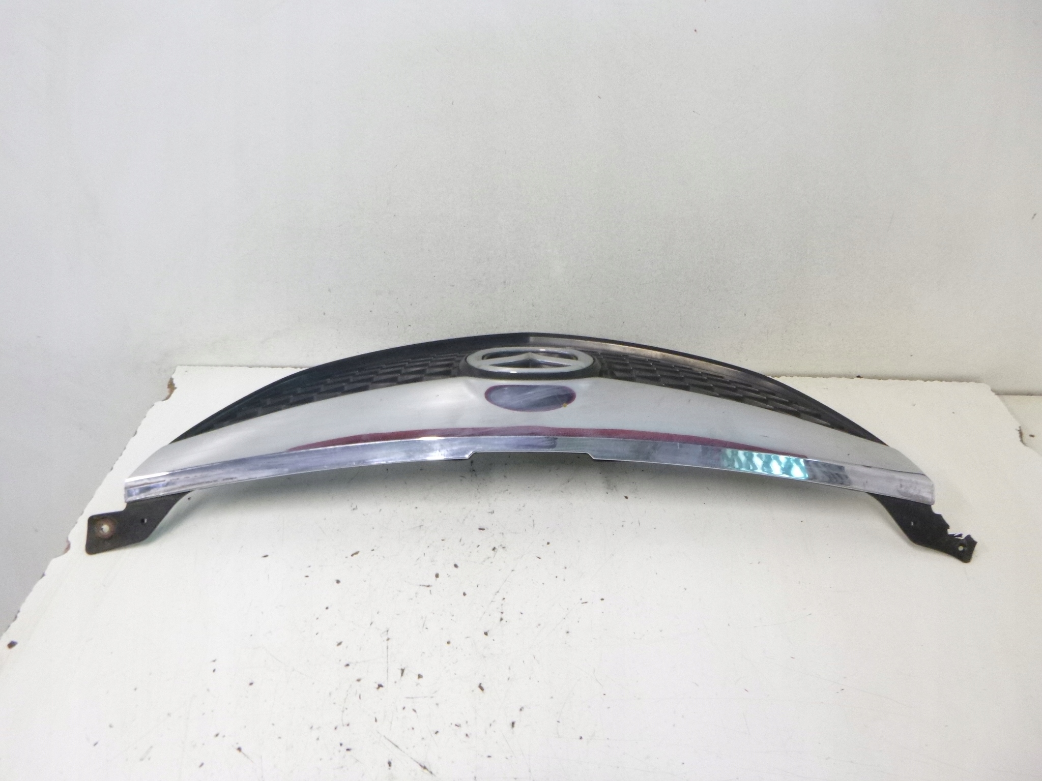 Grill Grill Mazda 6 2003r. GG GY