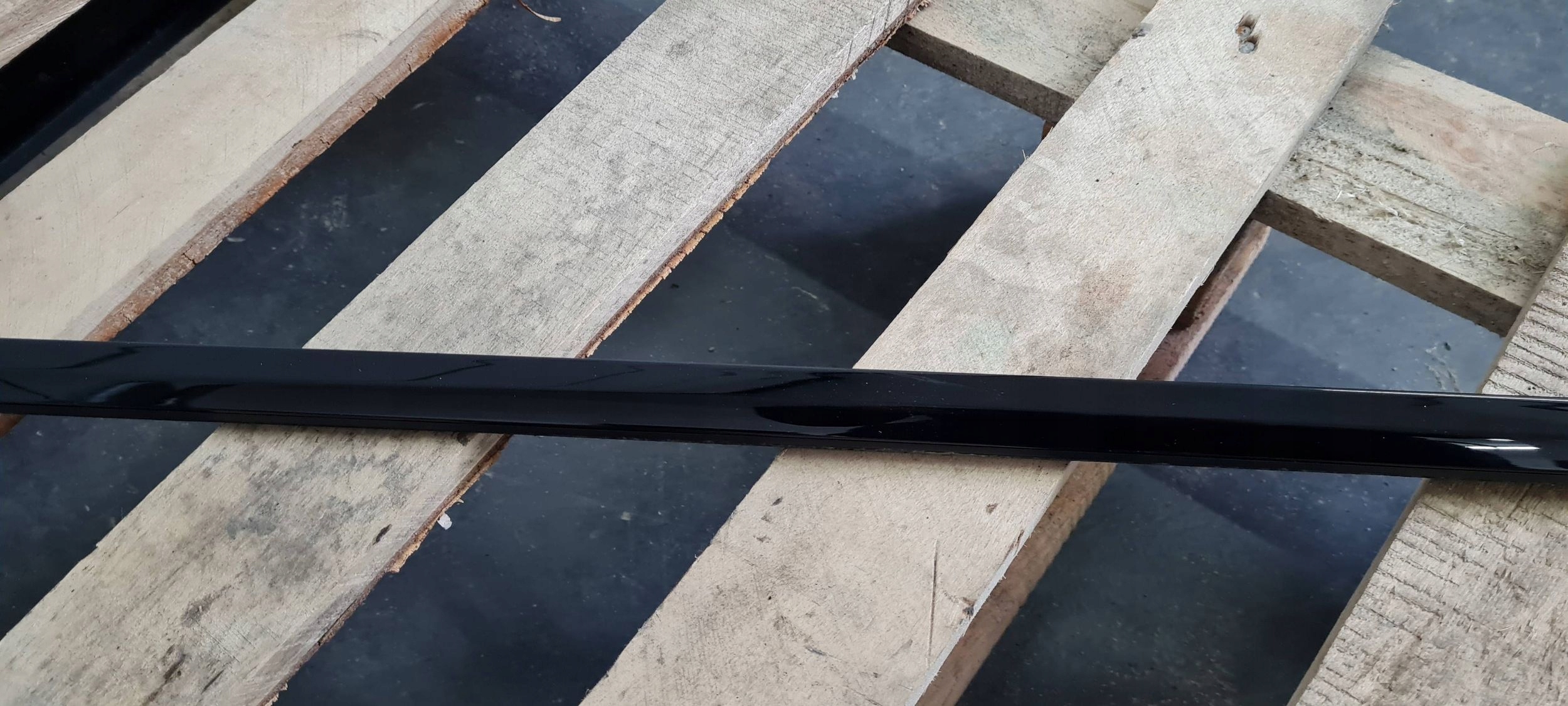 A6 C8 4K moulding dust door left left rear part SLINE PIANO 4K0839475A