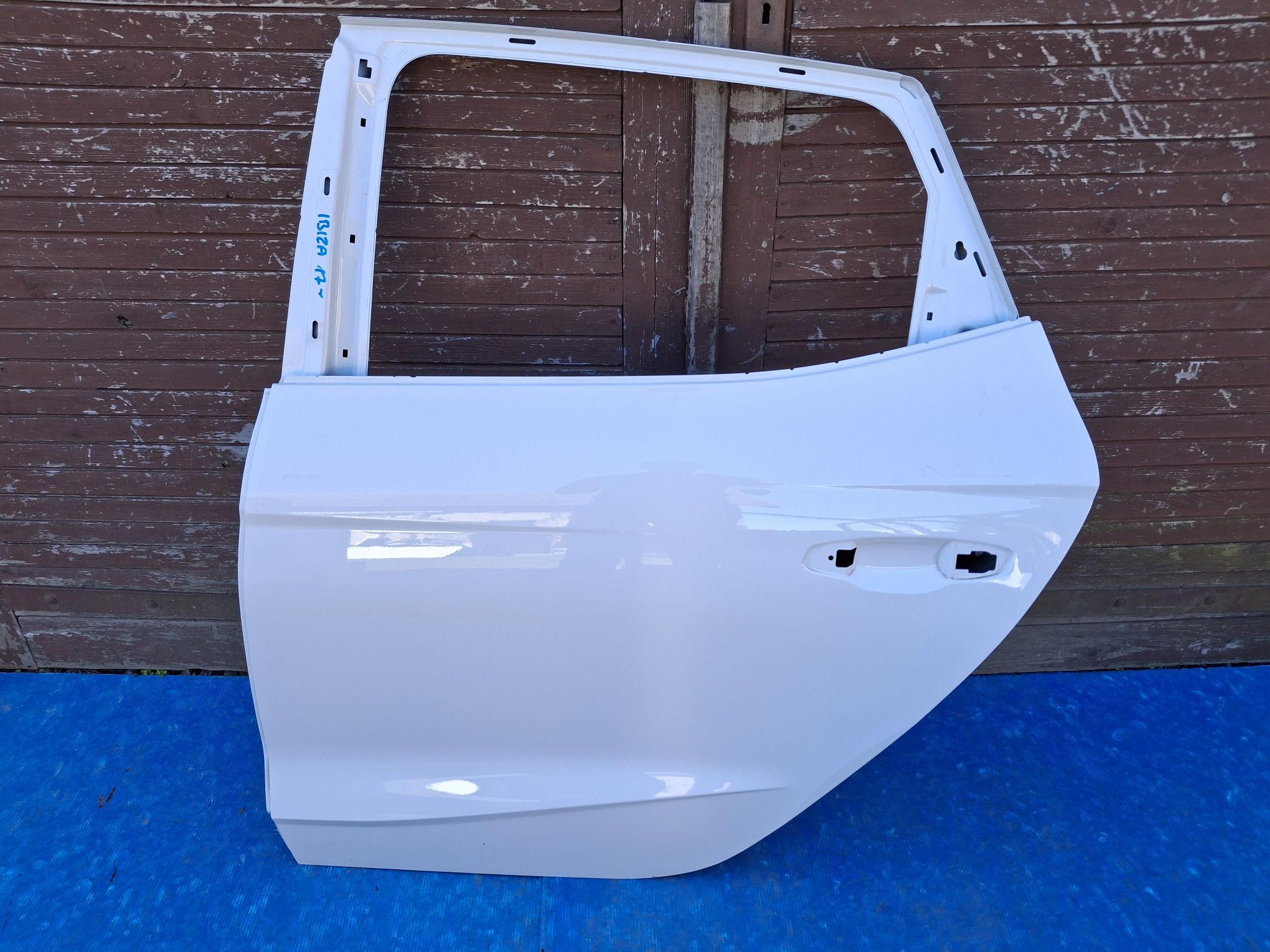 door left rear. SEAT IBIZA V 2017R-> 6F0