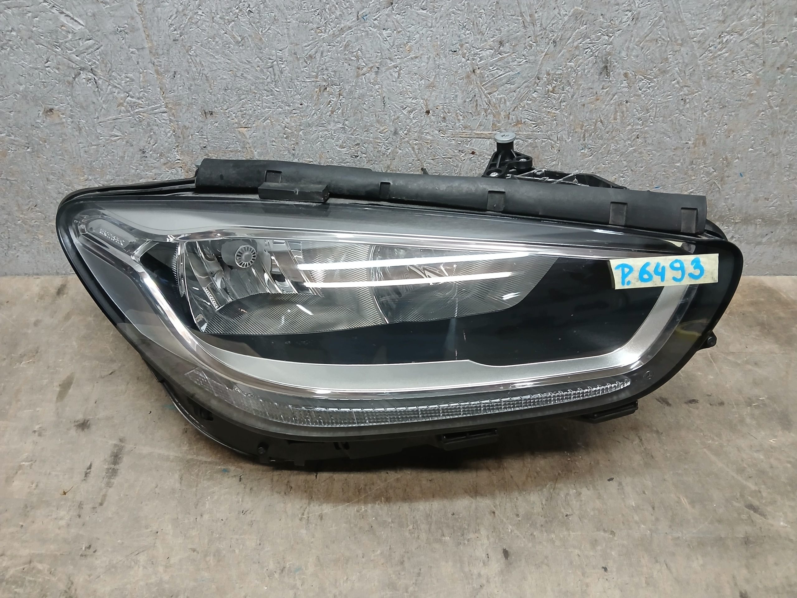 light front right MERCEDES B KLASA W247 A2479067600