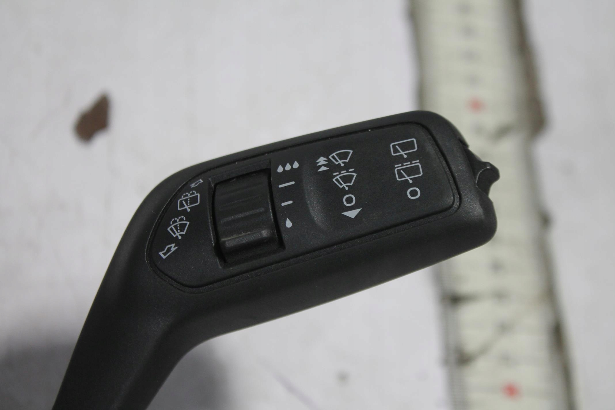 DEVIO LUCI TERGICRISTALLO TERGI MANETKA FORD FIESTA MK8 16