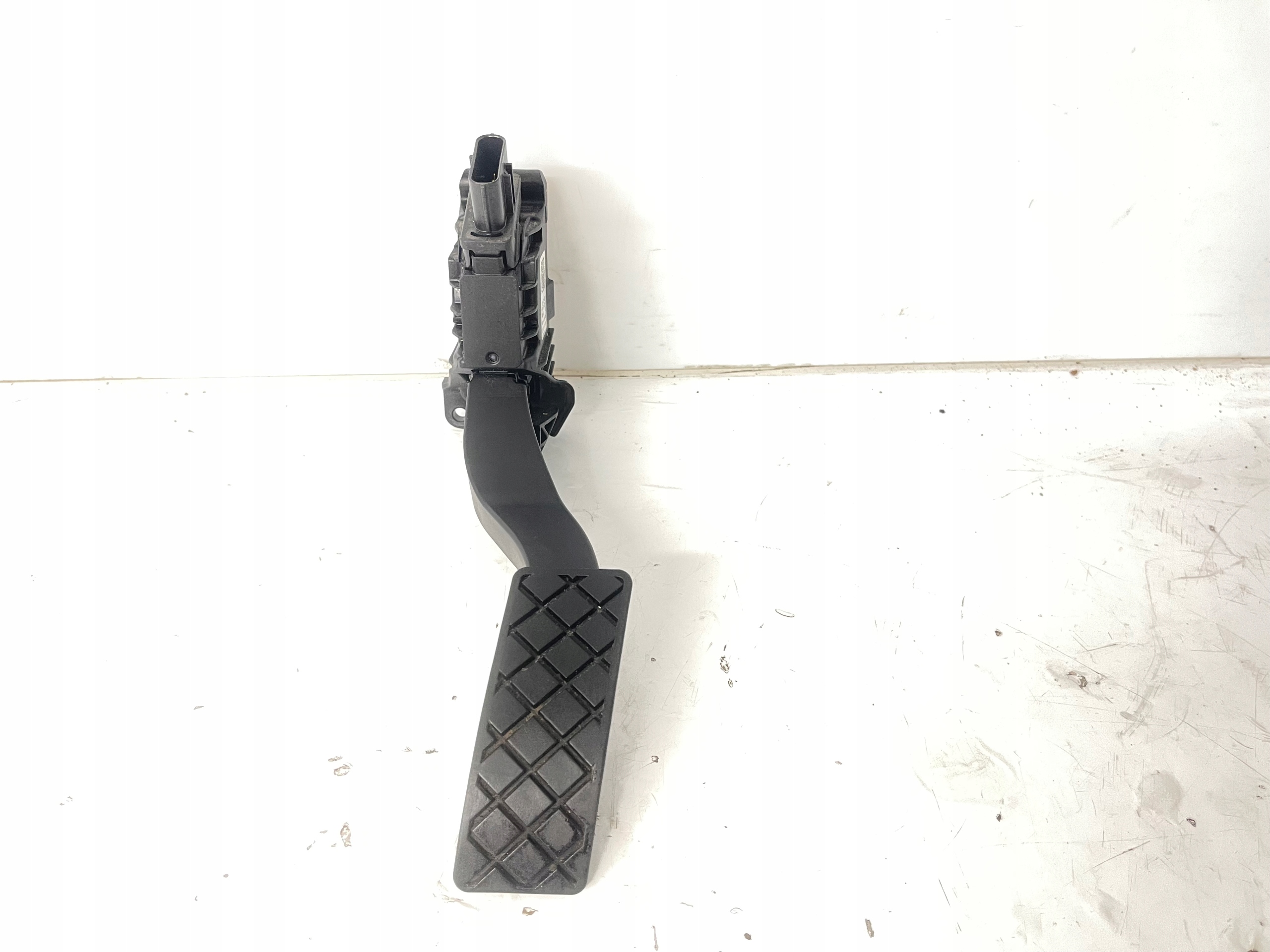 accelerator pedal potentiometer EUROPA 5Q1723503H VW PASSAT B8