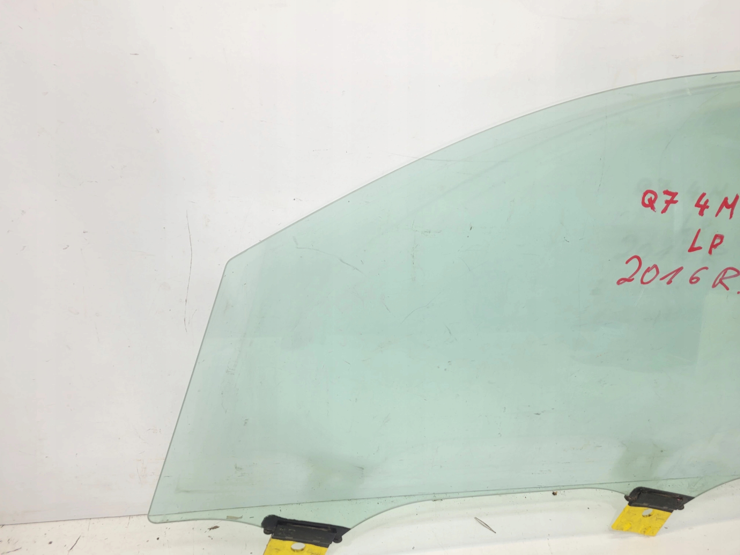 window side door left front AUDI Q7 4M 4M0845021 2016 year