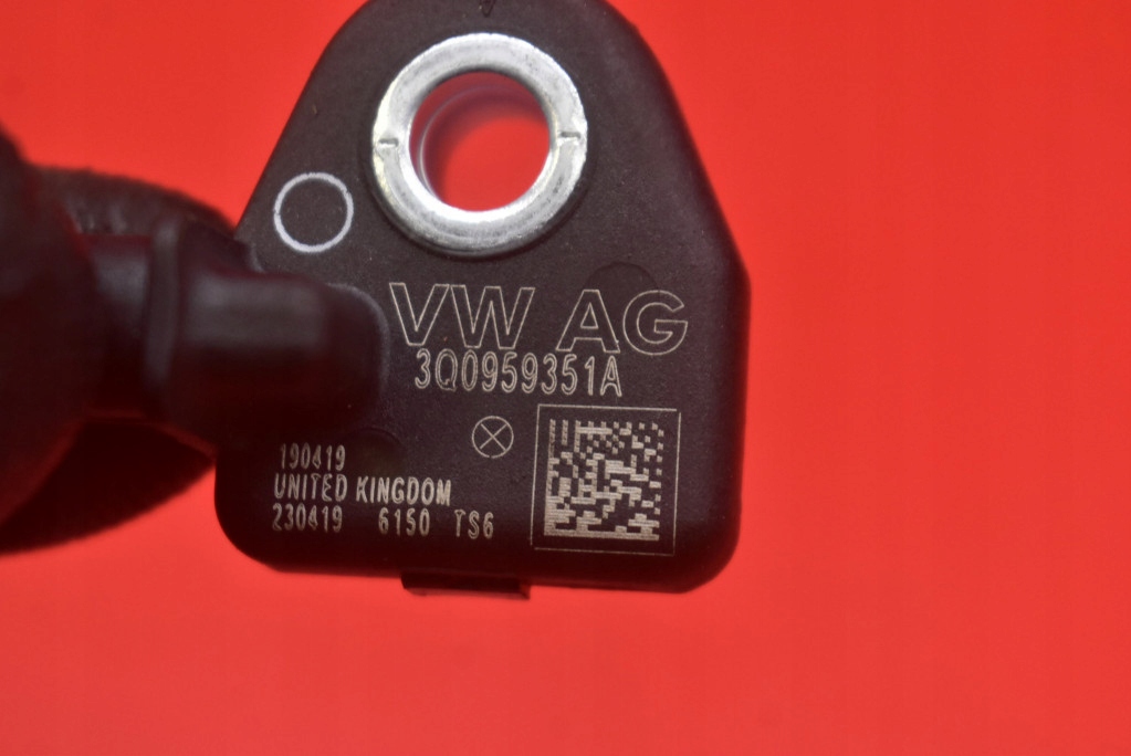 impact sensor left rear part 3Q0959351A SKODA OCTAVIA 3 III 17-20