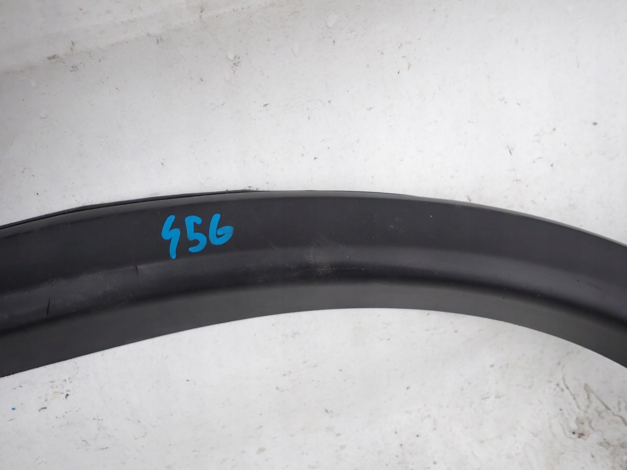 MITSUBISHI ASX and 1 LIFT 12-22 cap left rear part