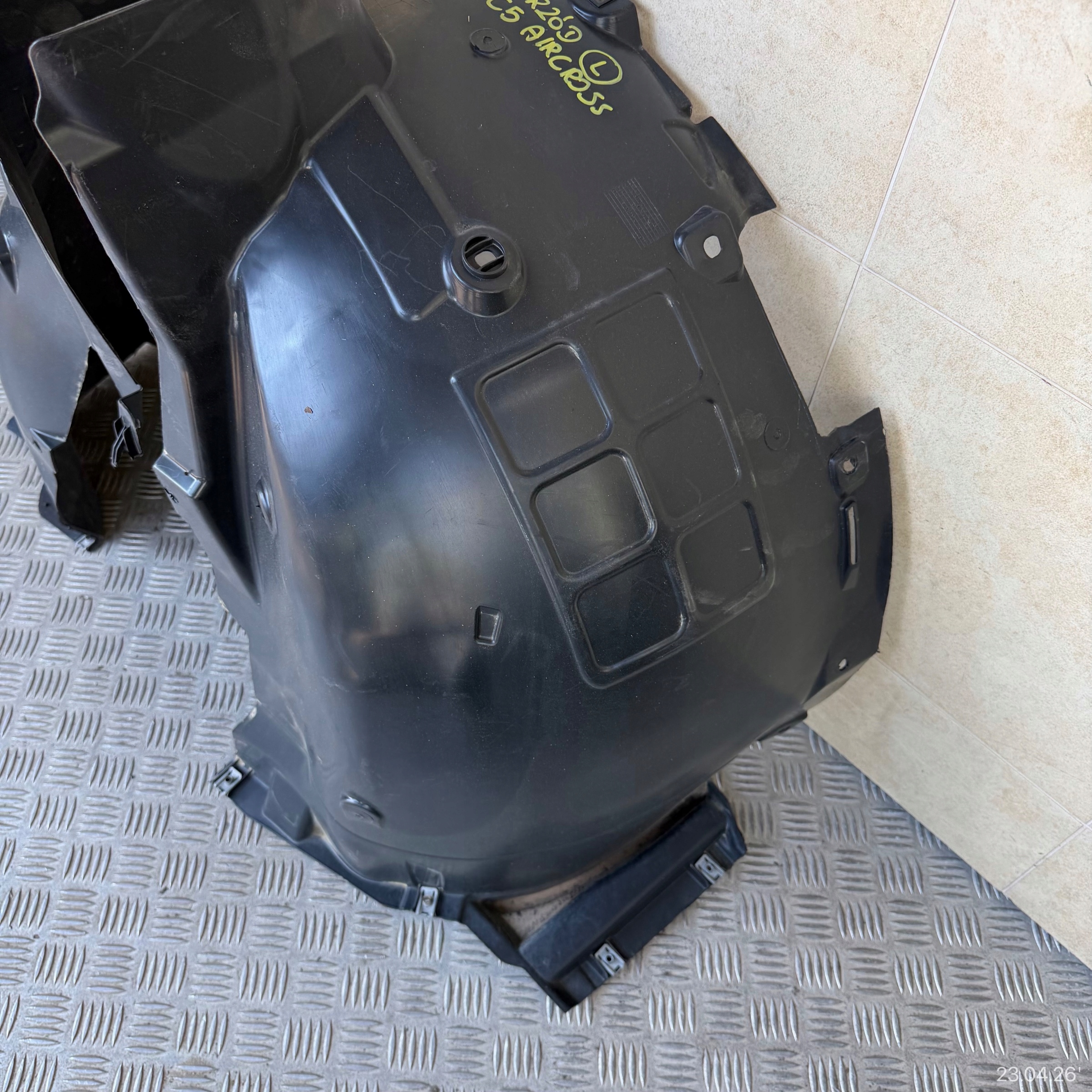 mudguard front left CITROEN C5 AIRCROSS 9827397480