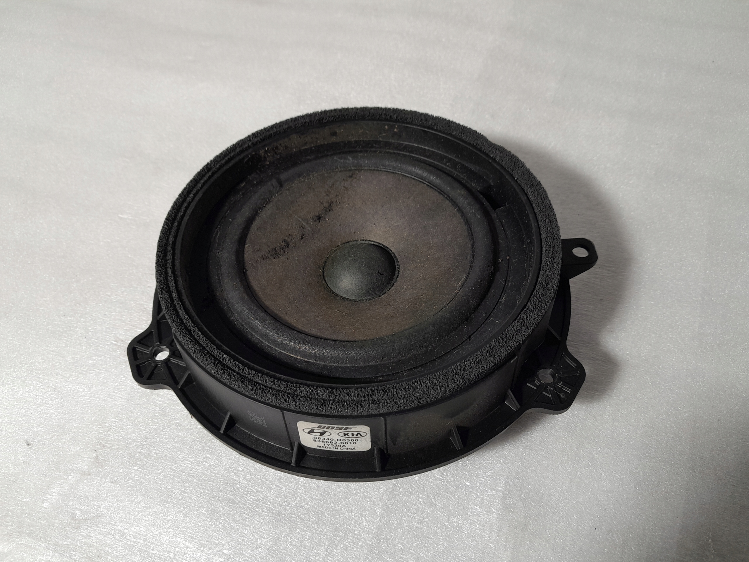 KIA CARNIVAL 2022 speaker door BOSE 96340-R0300