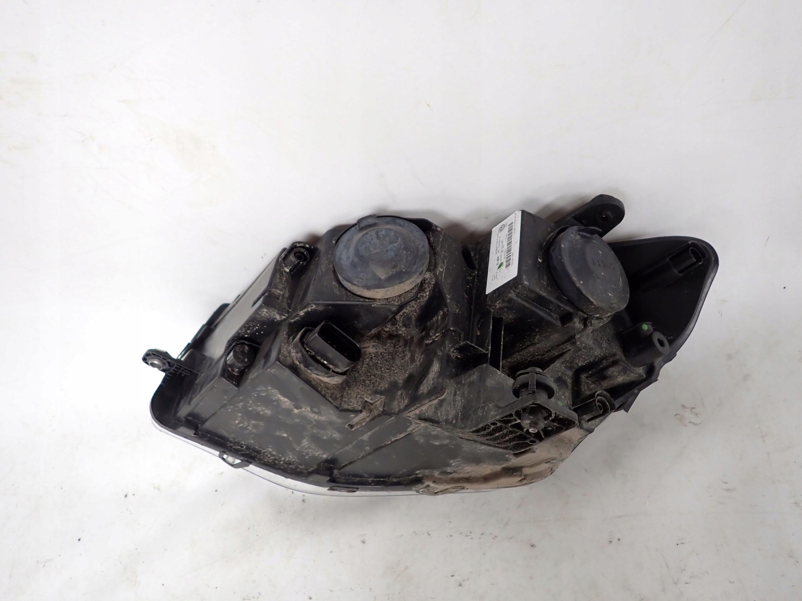 VW CADDY IV 2K7 20- light right front front