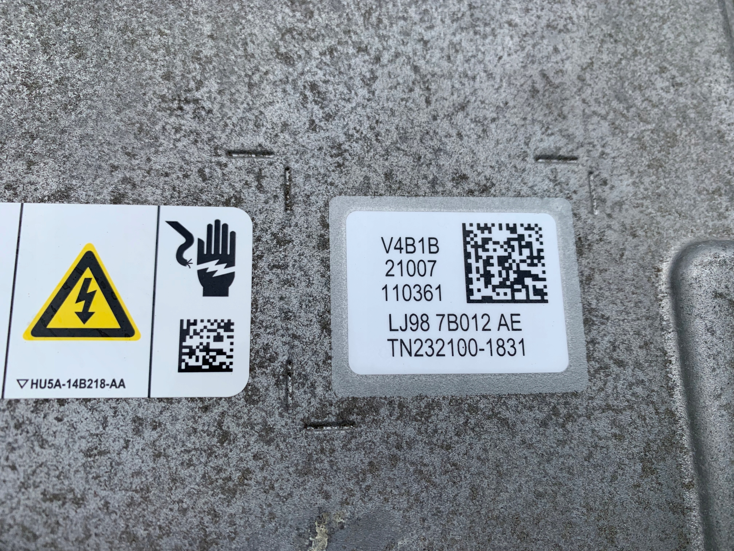 FORD MUSTANG 75.7 Двигатель электрический задний