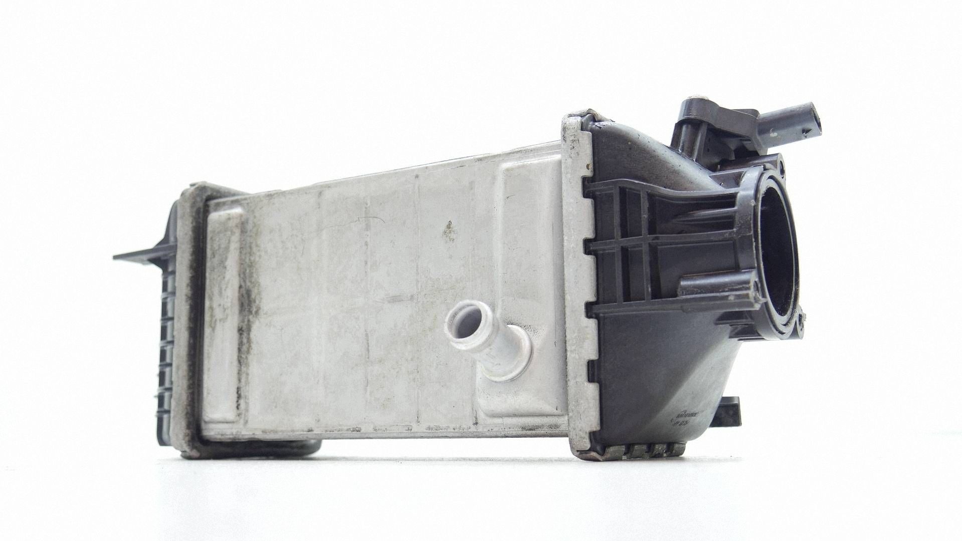 Kühler intercooler VW POLO VI 05C145785G