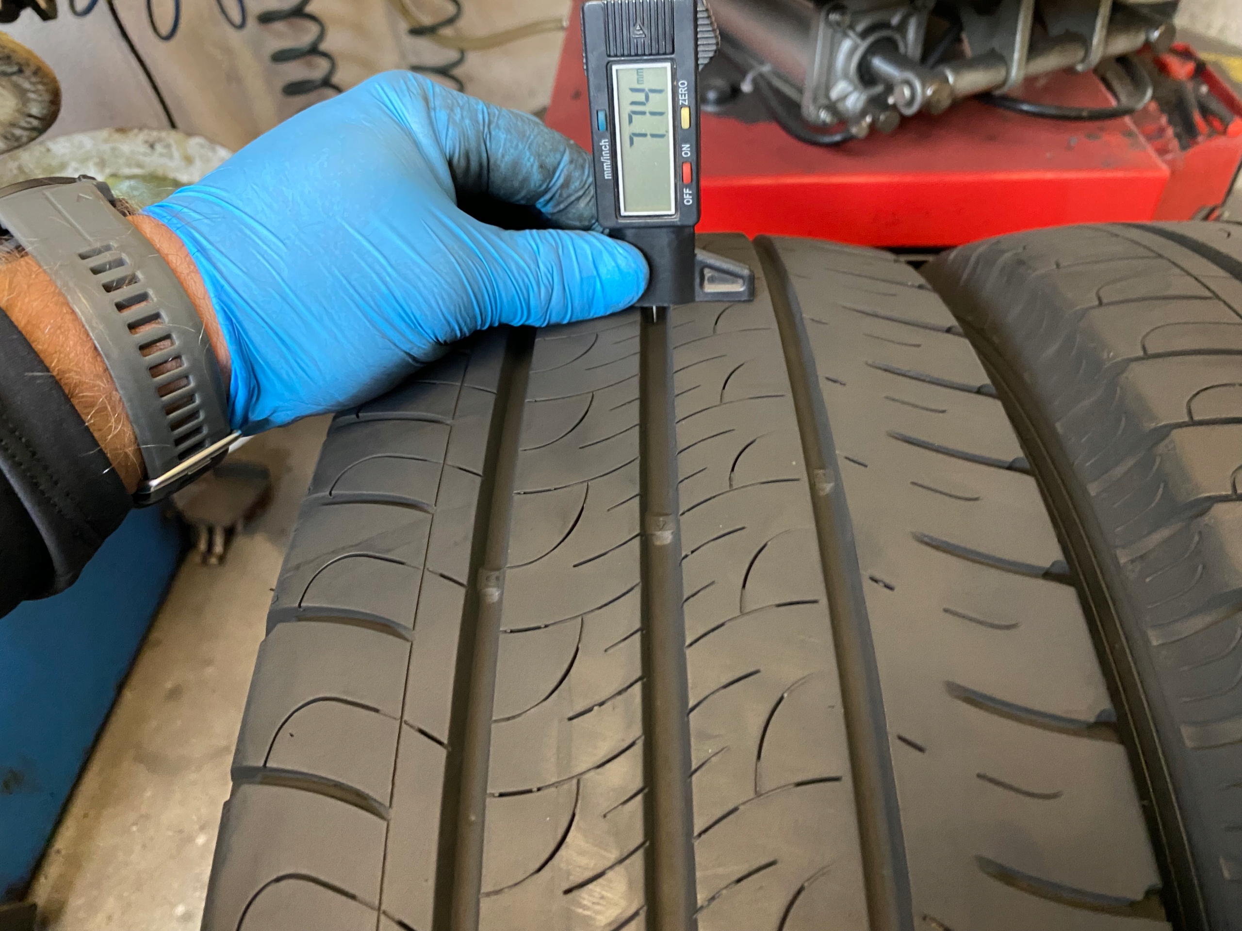 tyres summer 215/65R16C Goodyear EfficientGrip 8mm