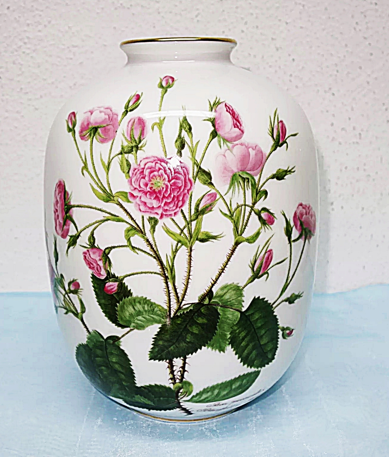 АНТИКВАРИАТ ROSENTHAL D U С Y ВАЗА,, ПРОВАНСАЛЬСКИЕ РОЗЫ,, ПЕР..Красивый!!! 23,5 см