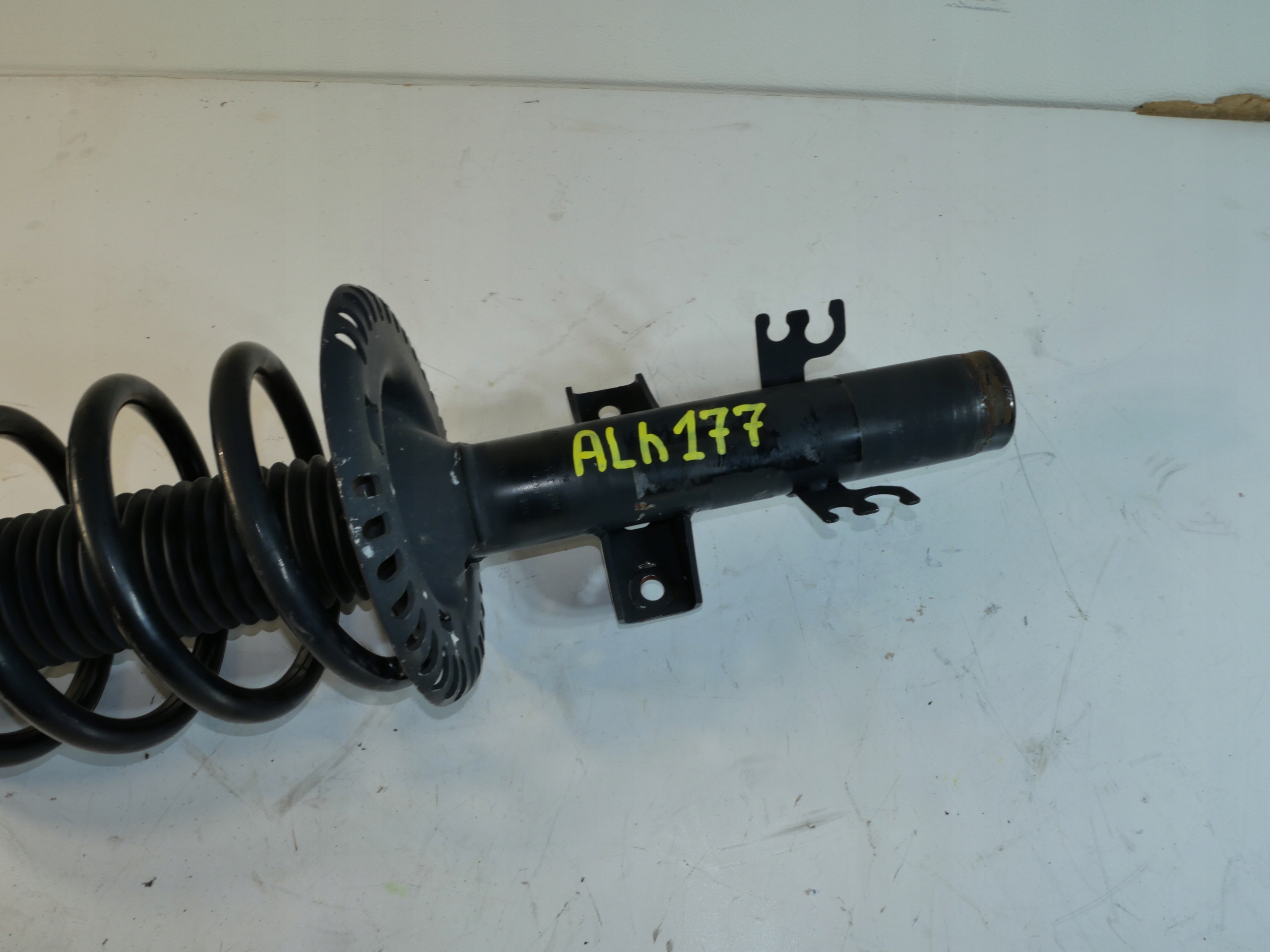 shock absorber front VW TRANSPORTER T5 FL T6 7E5413031C