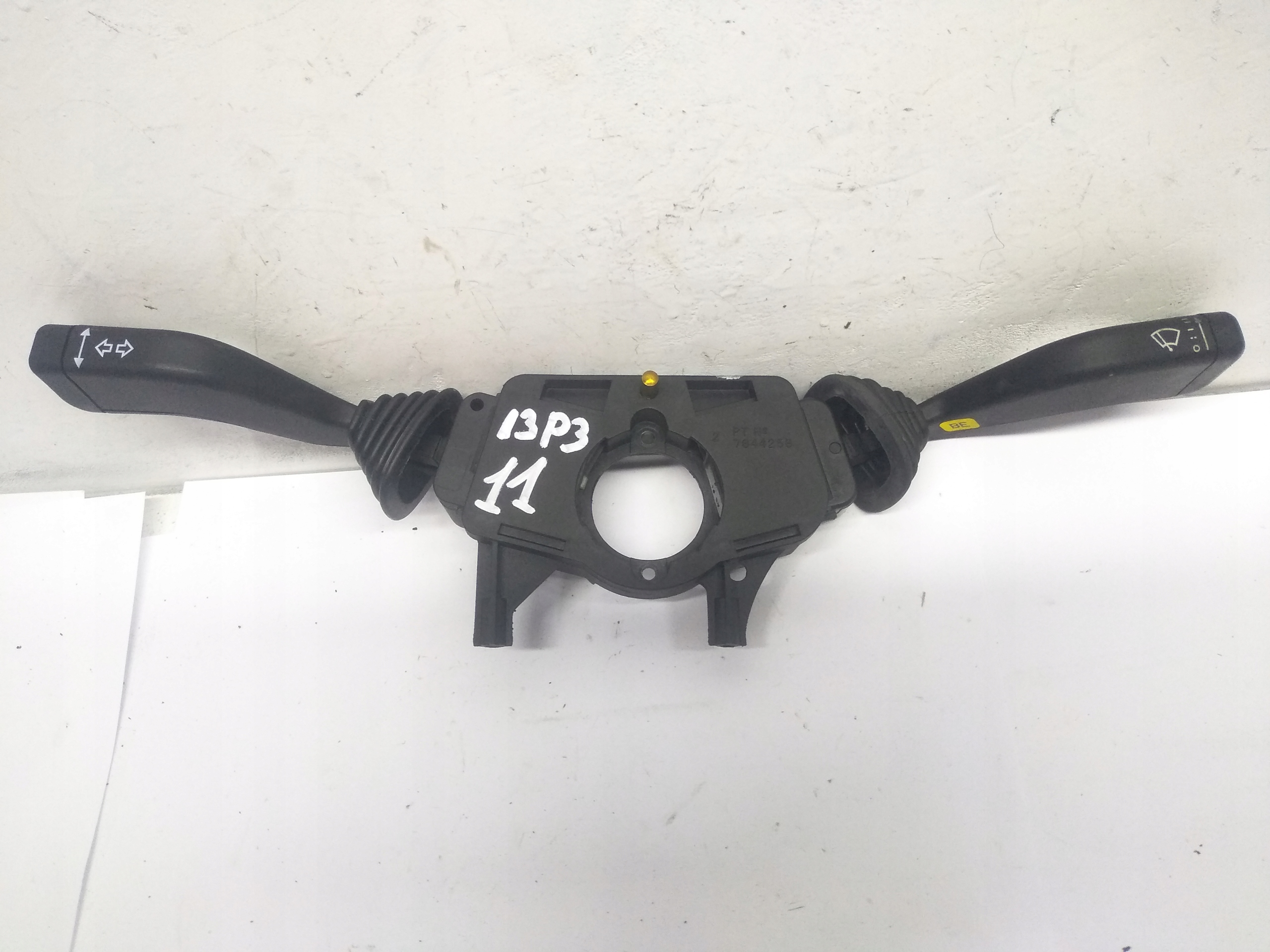 Interrupteur commande phares feux Indicateurs de direction OPEL ASTRA 7844256