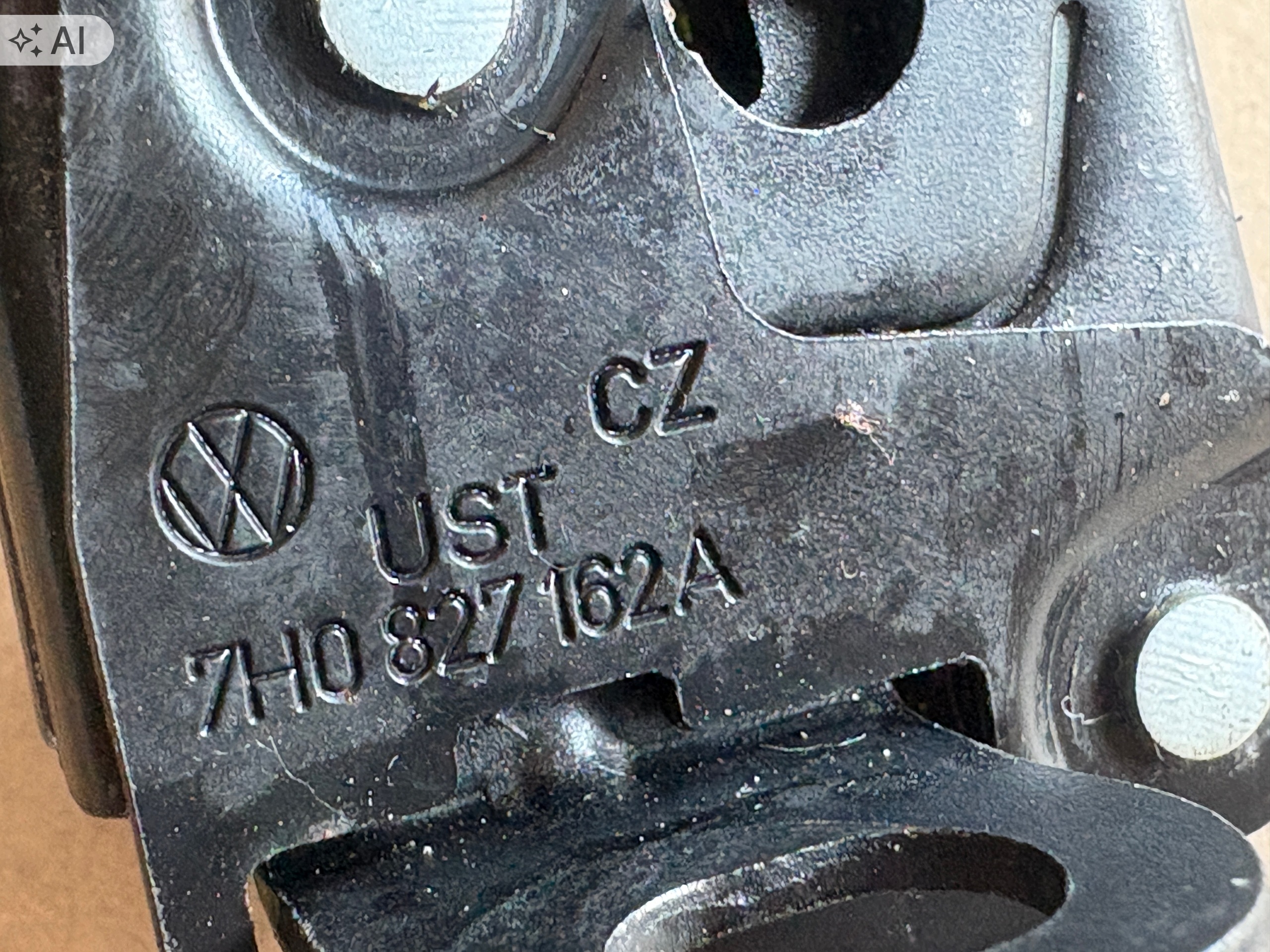 VW T5 lock bonnet boot 7H0827162A 7H0827532