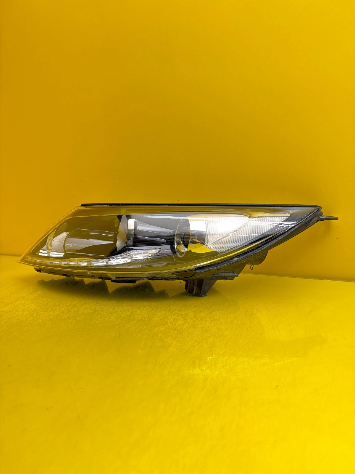 light left Kia Sportage 3 III 2010-2015 normal + Led 92101-3U250