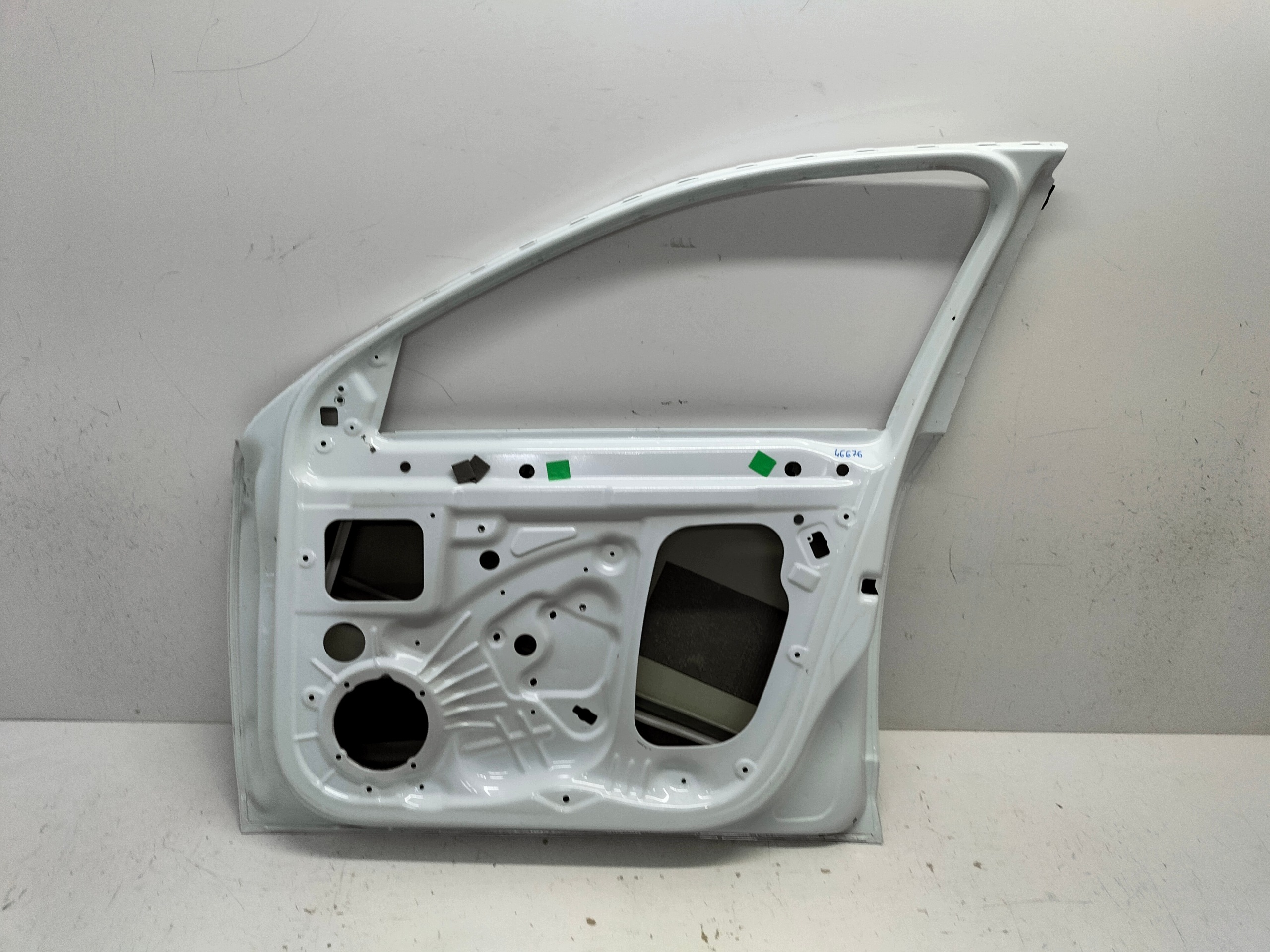 door front front right SKODA OCTAVIA 3 III 13