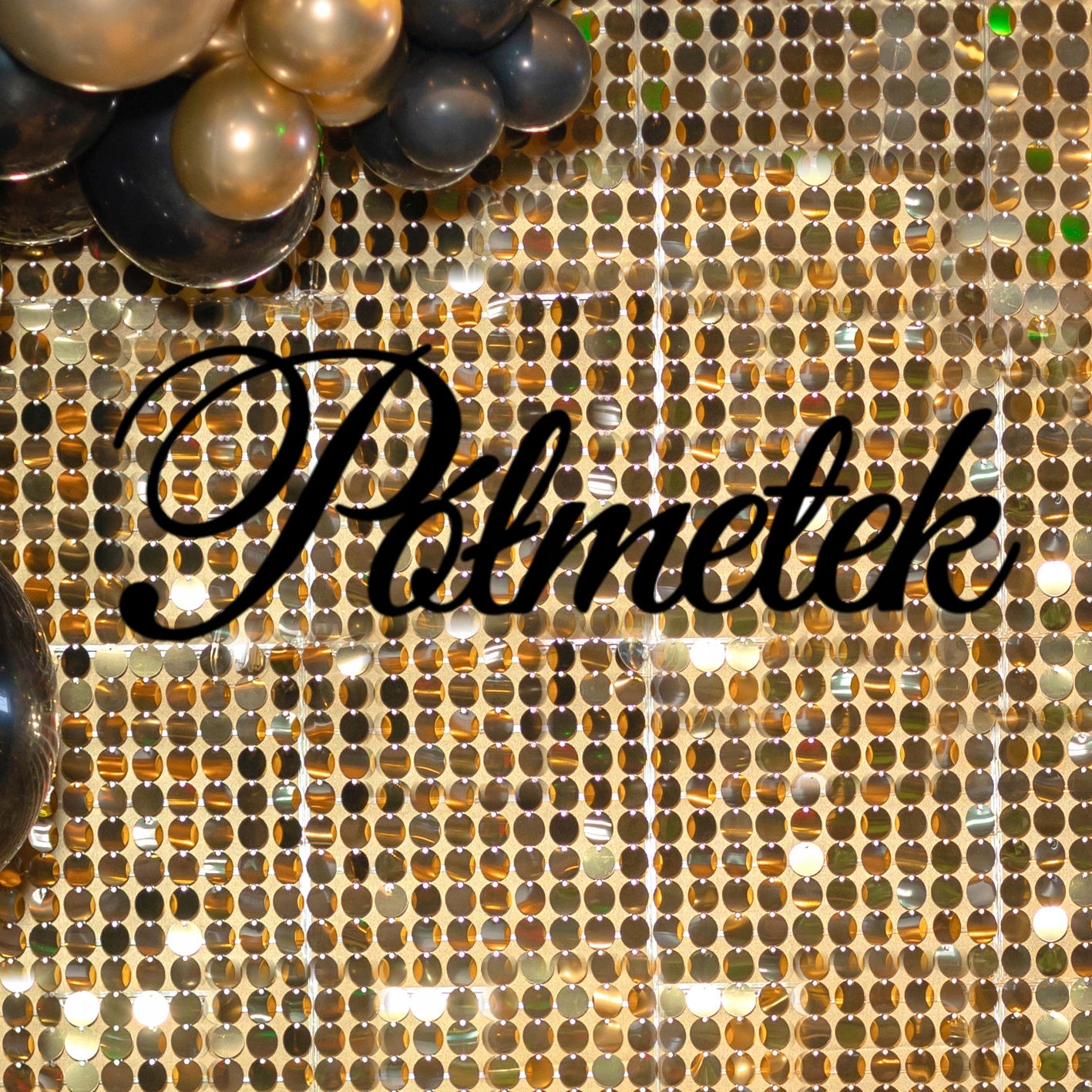 Černý nápis Polometek dekorace na polovinu 80 cm z plexiskla 5 mm