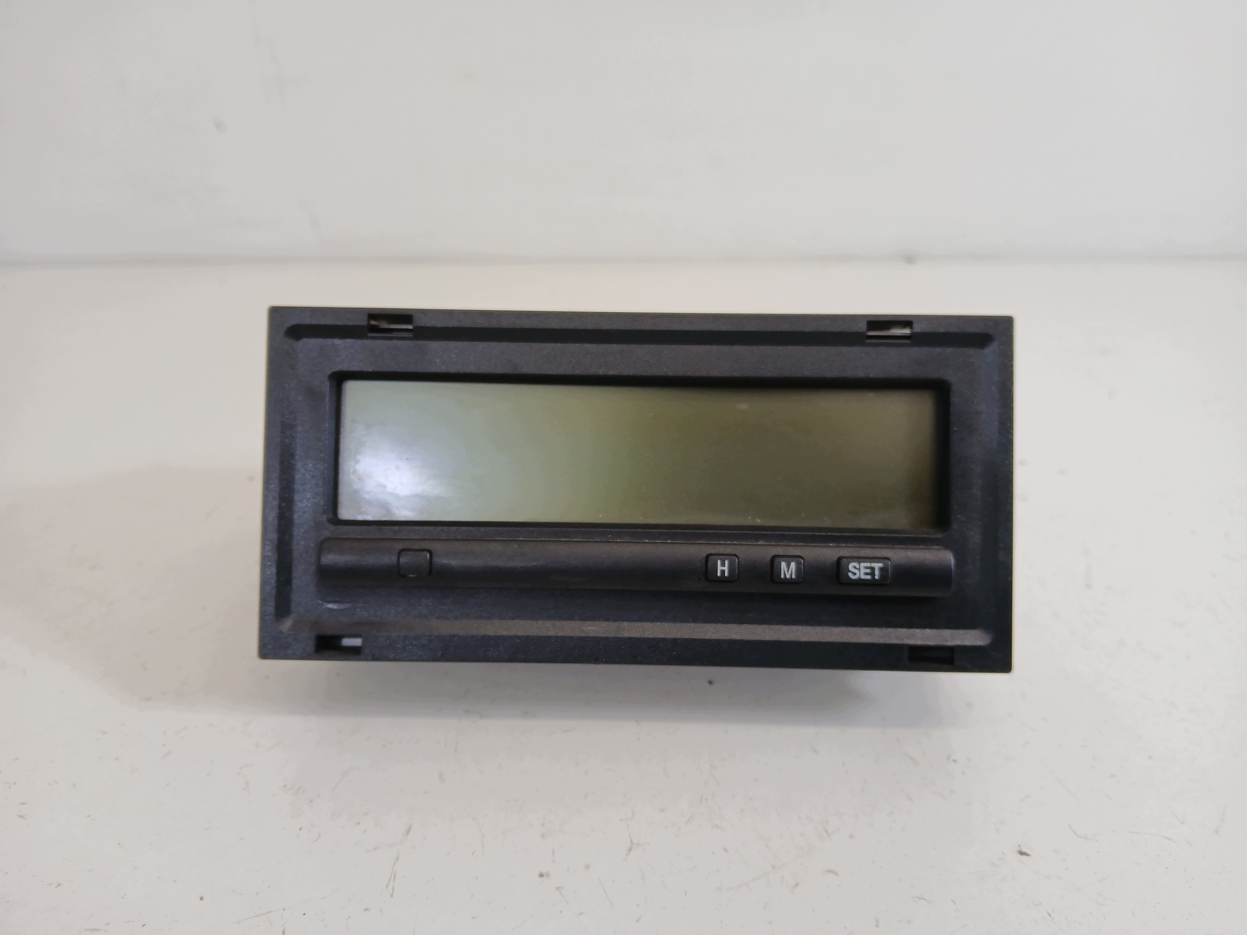 MITSUBISHI CARISMA display clock MR381288