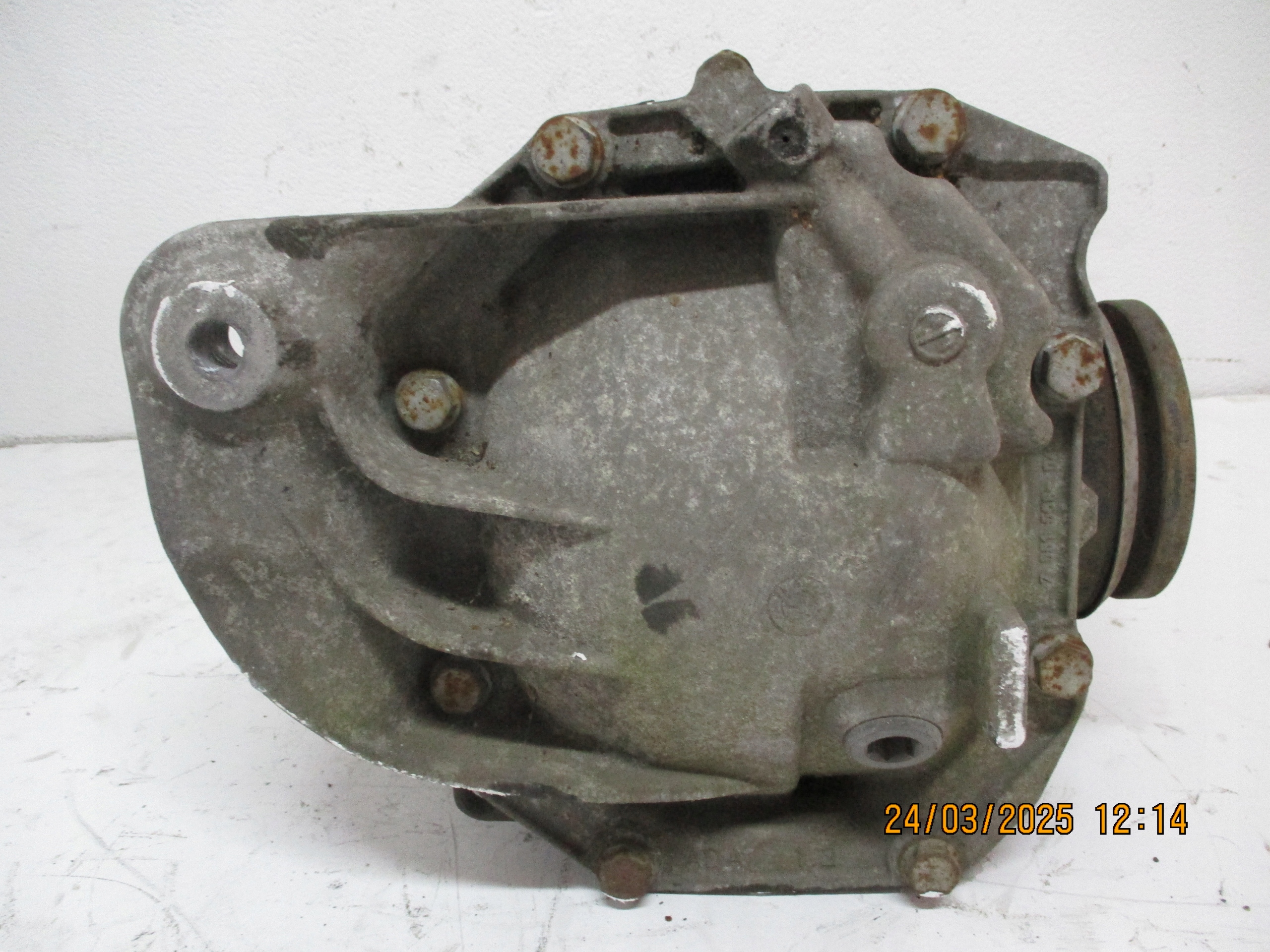 differential diff rear part rear BMW 5 E60 2,65 7551568 7553948