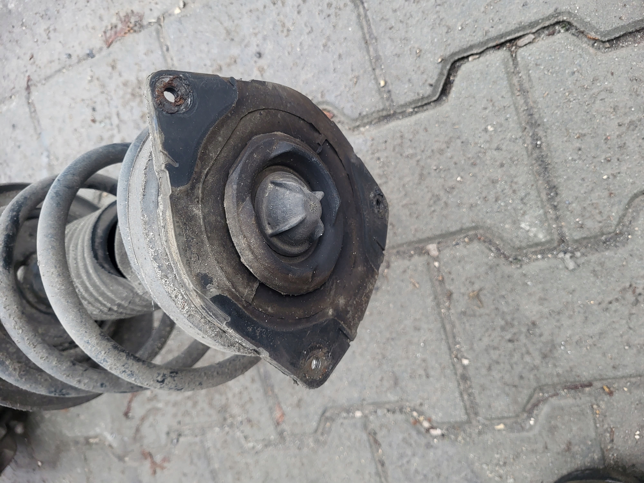 MCPERSON swing right front RENAULT MEGANE III 1.4TCE