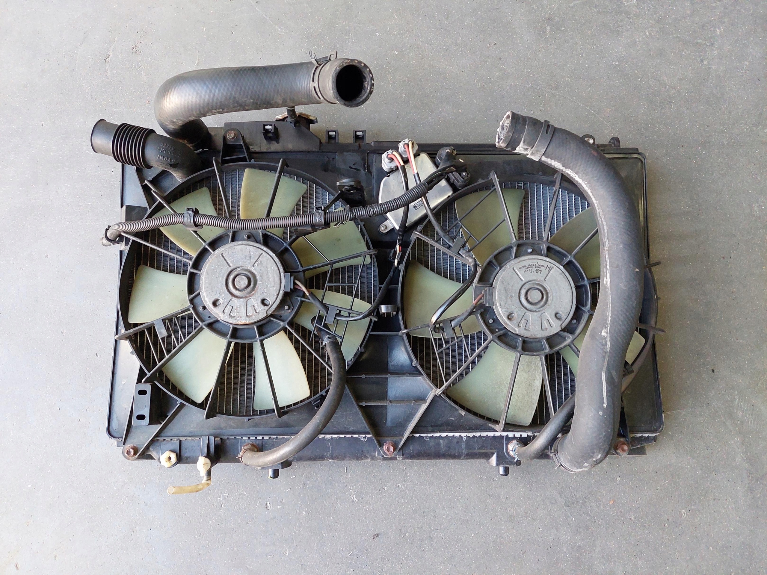 chladič vody ventilátor LEXUS SC II 430 4.3