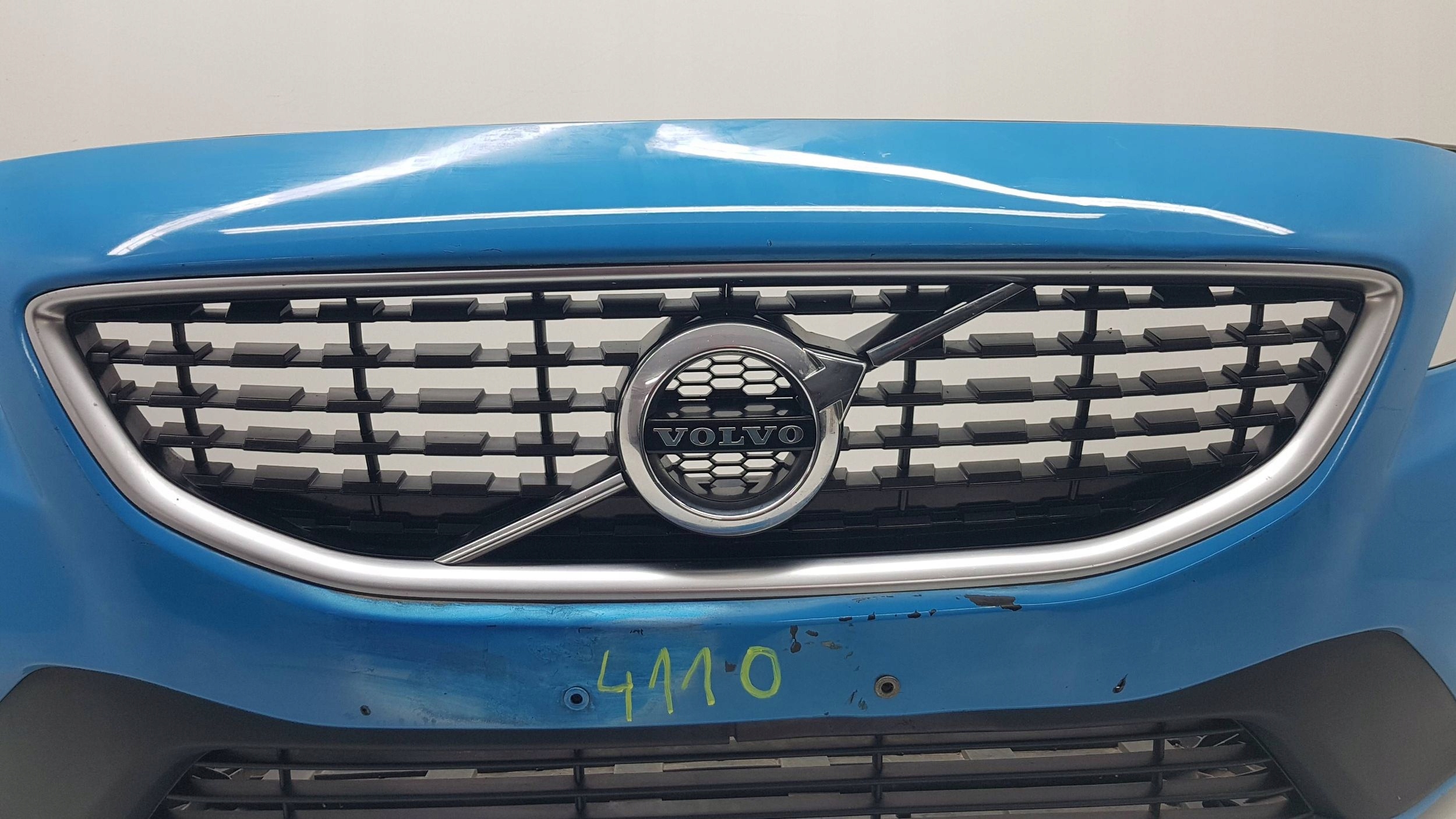 VOLVO V40 R design 2016 - lift bumper front 31347085