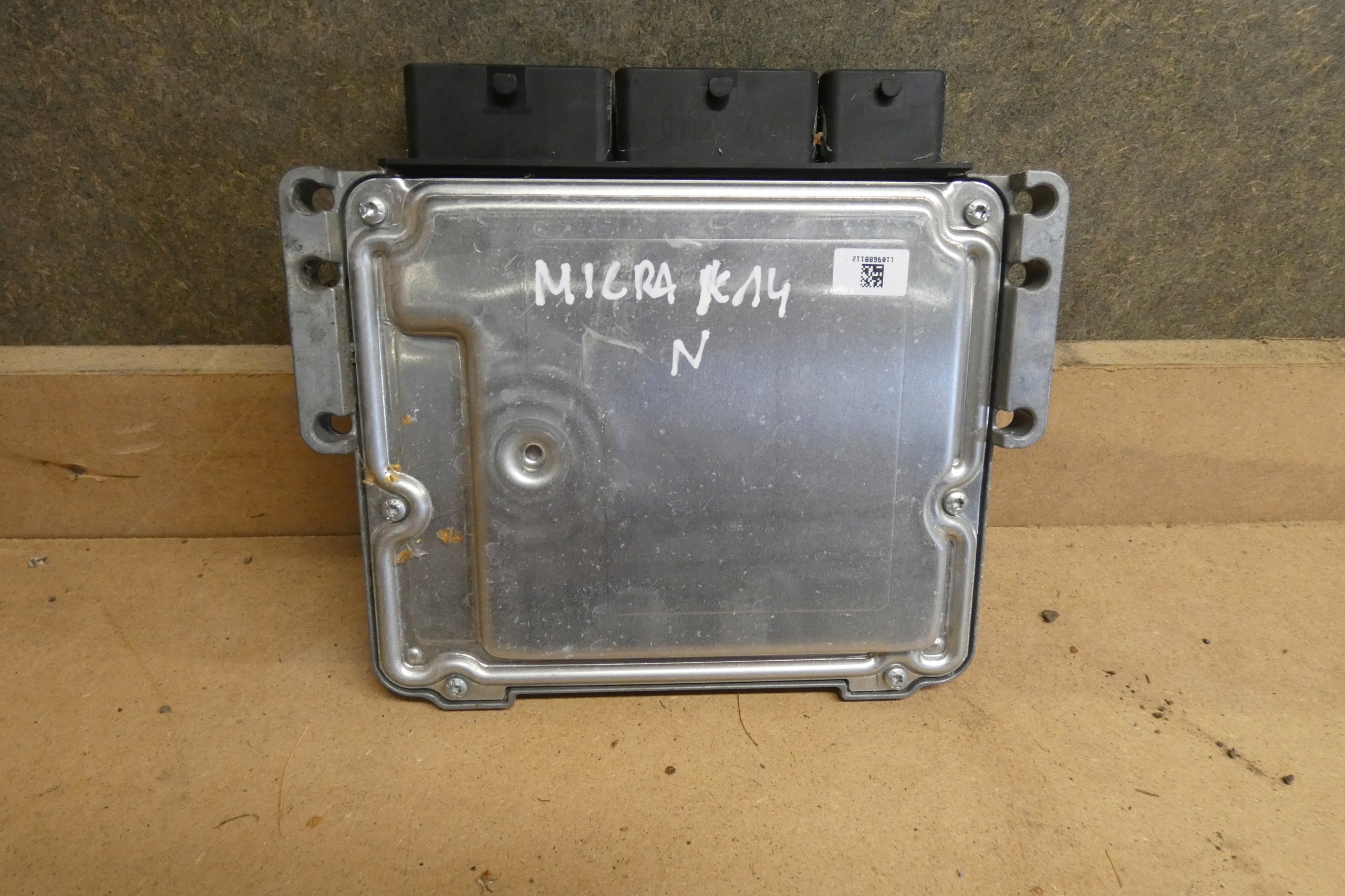 computer NISSAN MICRA K14 0281034009