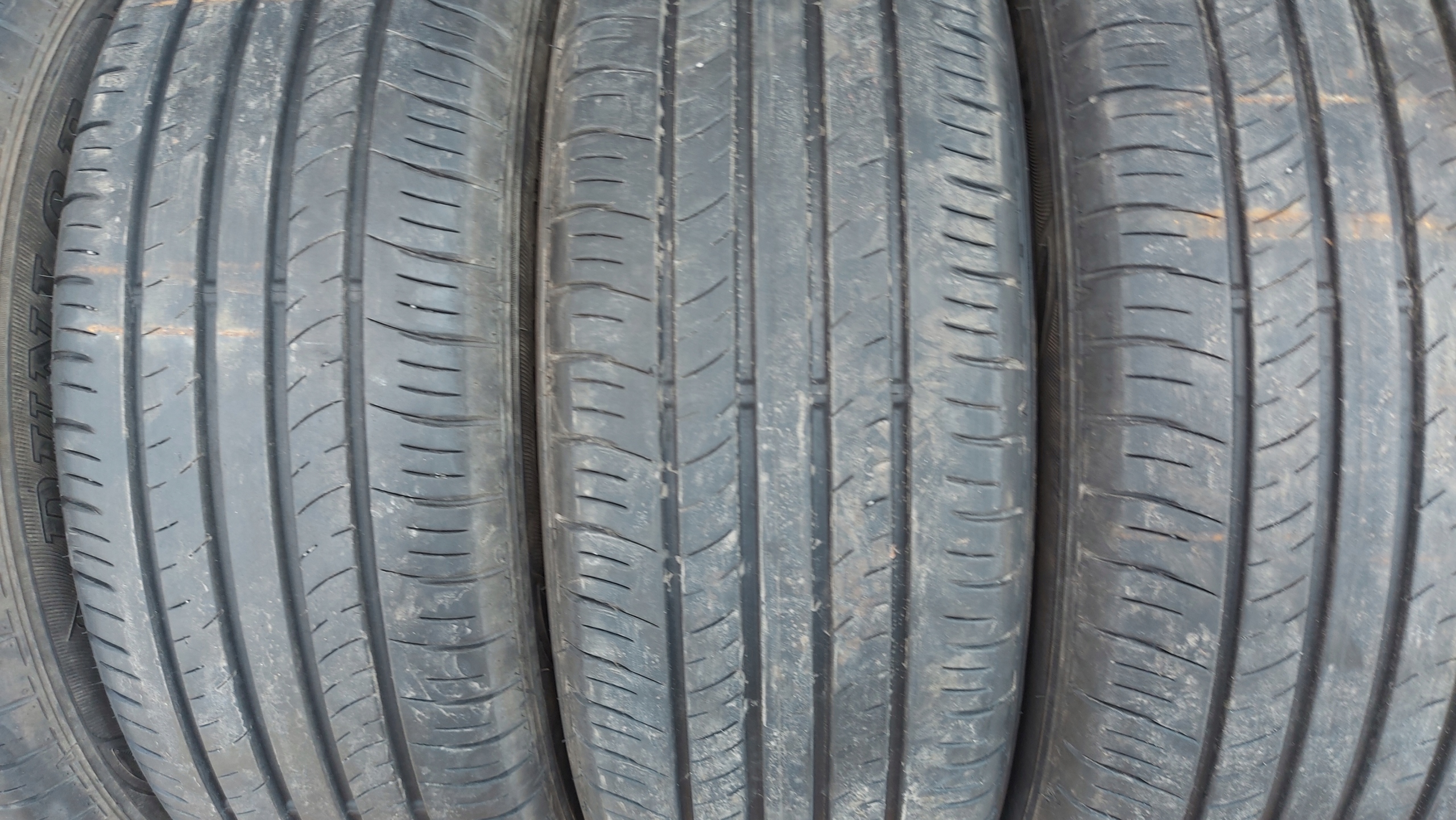DUNLOP ENASAVE EC300+ 215/60R17 tyres summer 6mm