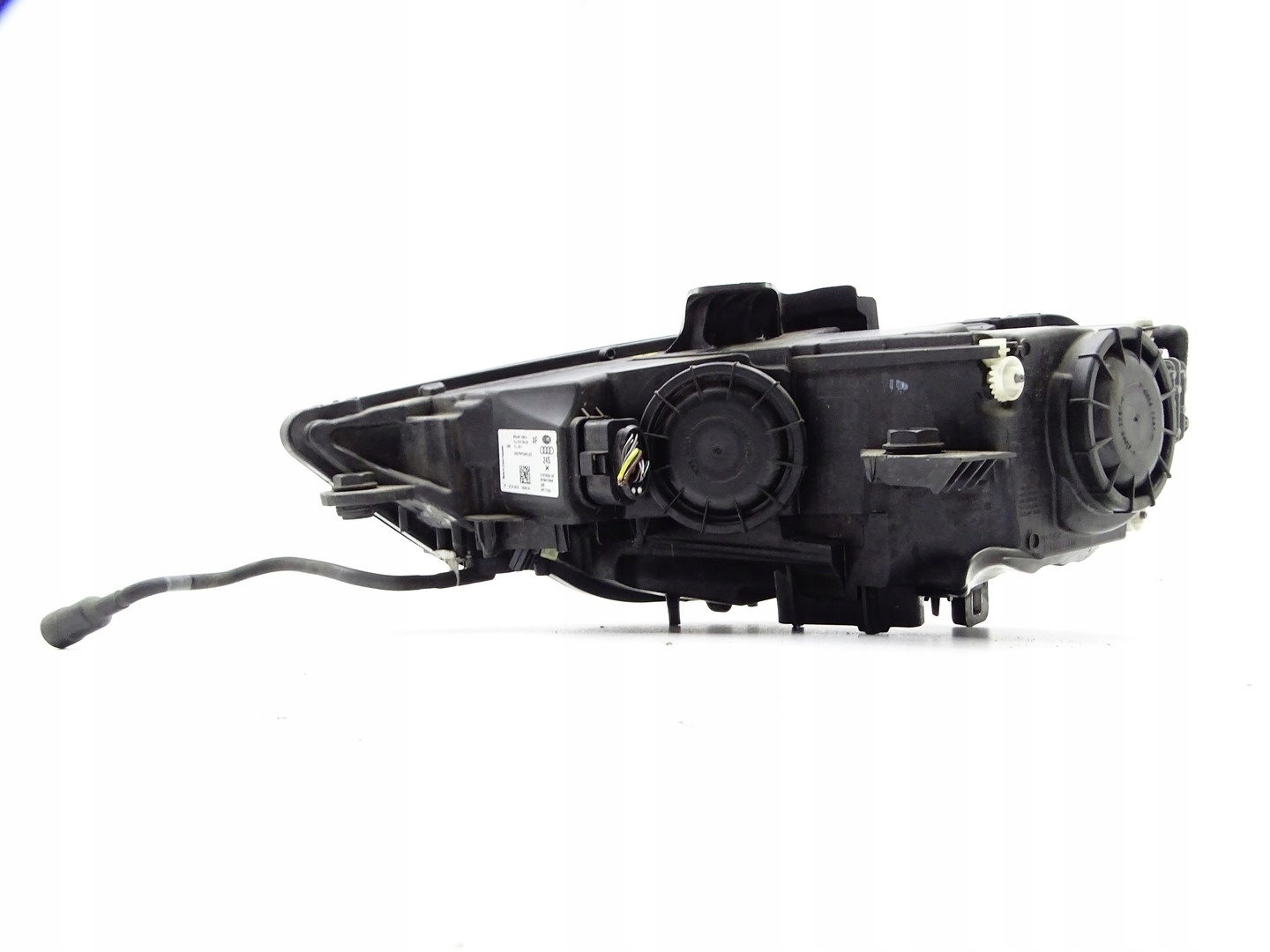 REFLEKTOR light right front right front XENON LED AUDI A3 8V 8V0941006A