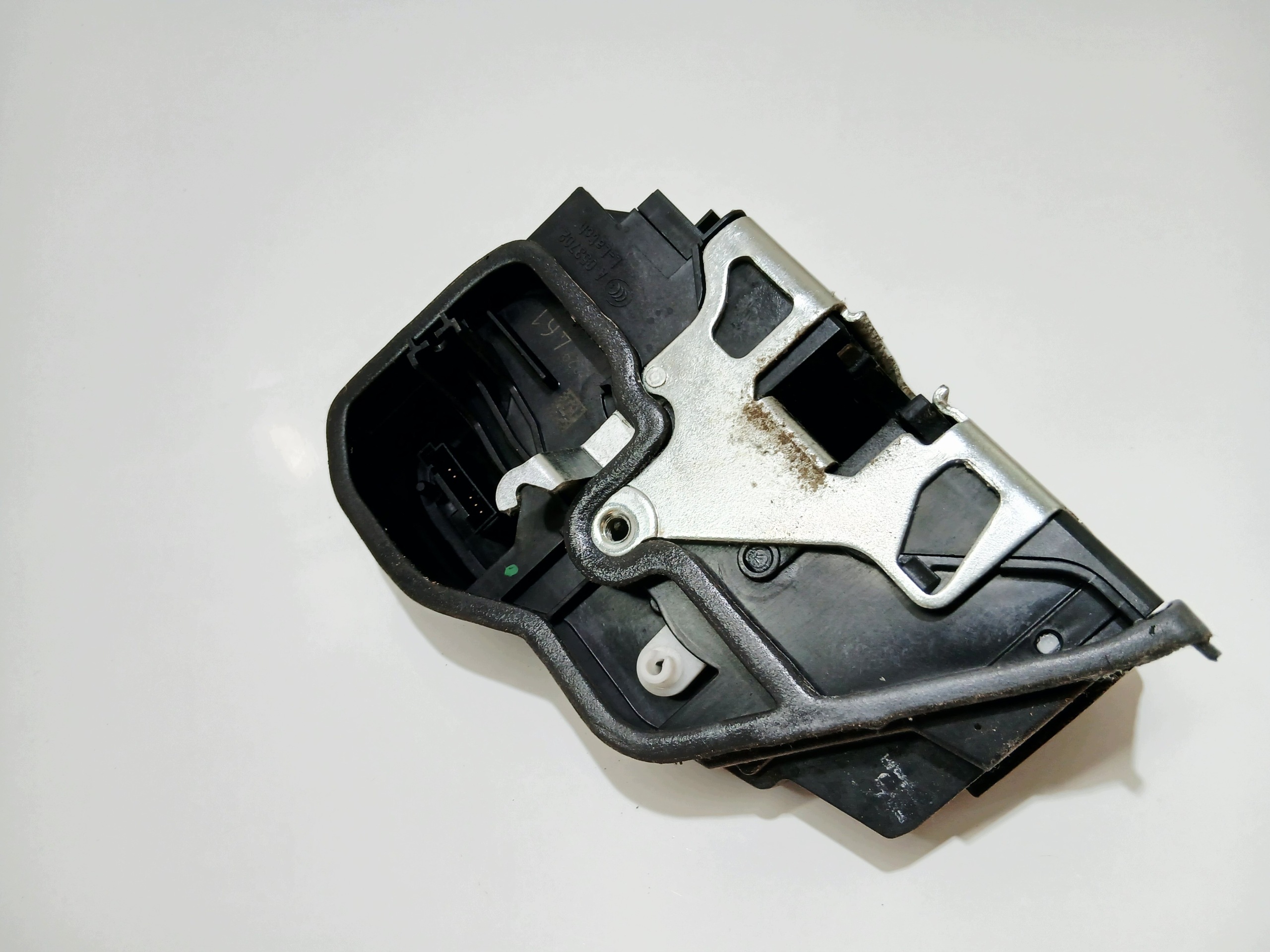 lock door left front BMW E60 E61 EUROPA 7229461 (0000347) 5PIN