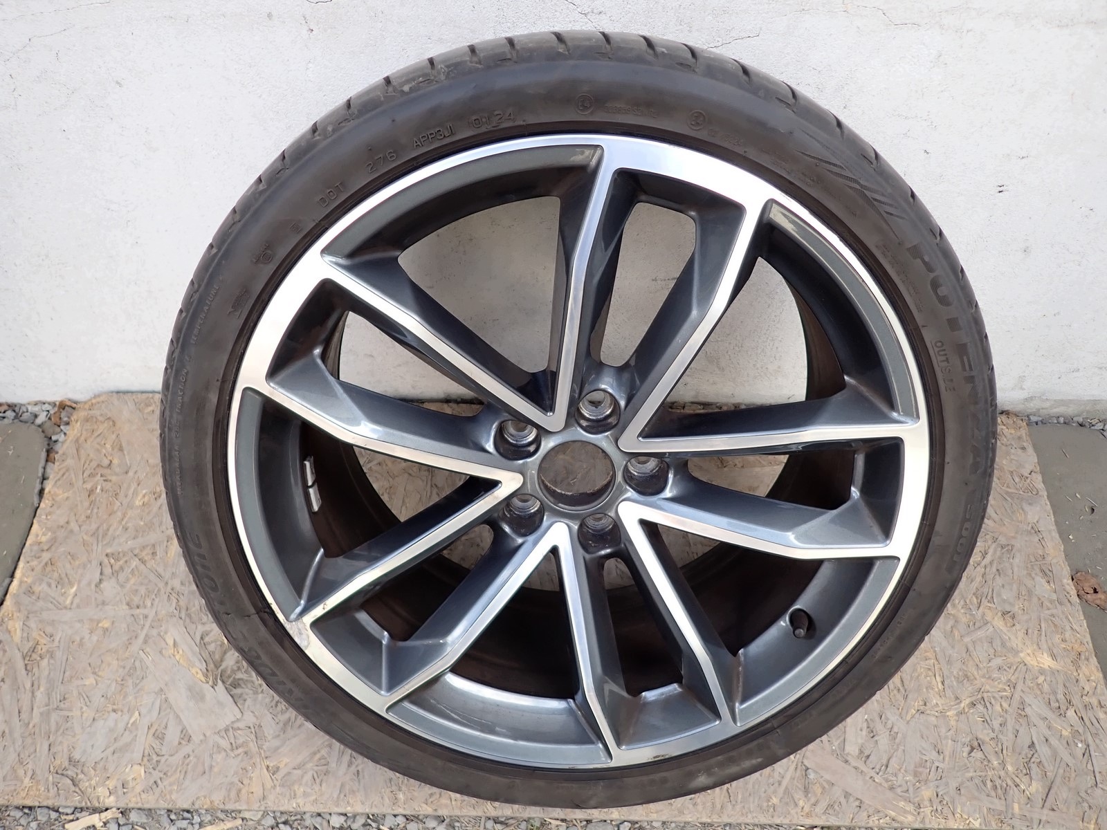 disk hliníkový AUDI A4 B9 2015- 19'' 5x112 8,5J ET 32 8W0601025DF