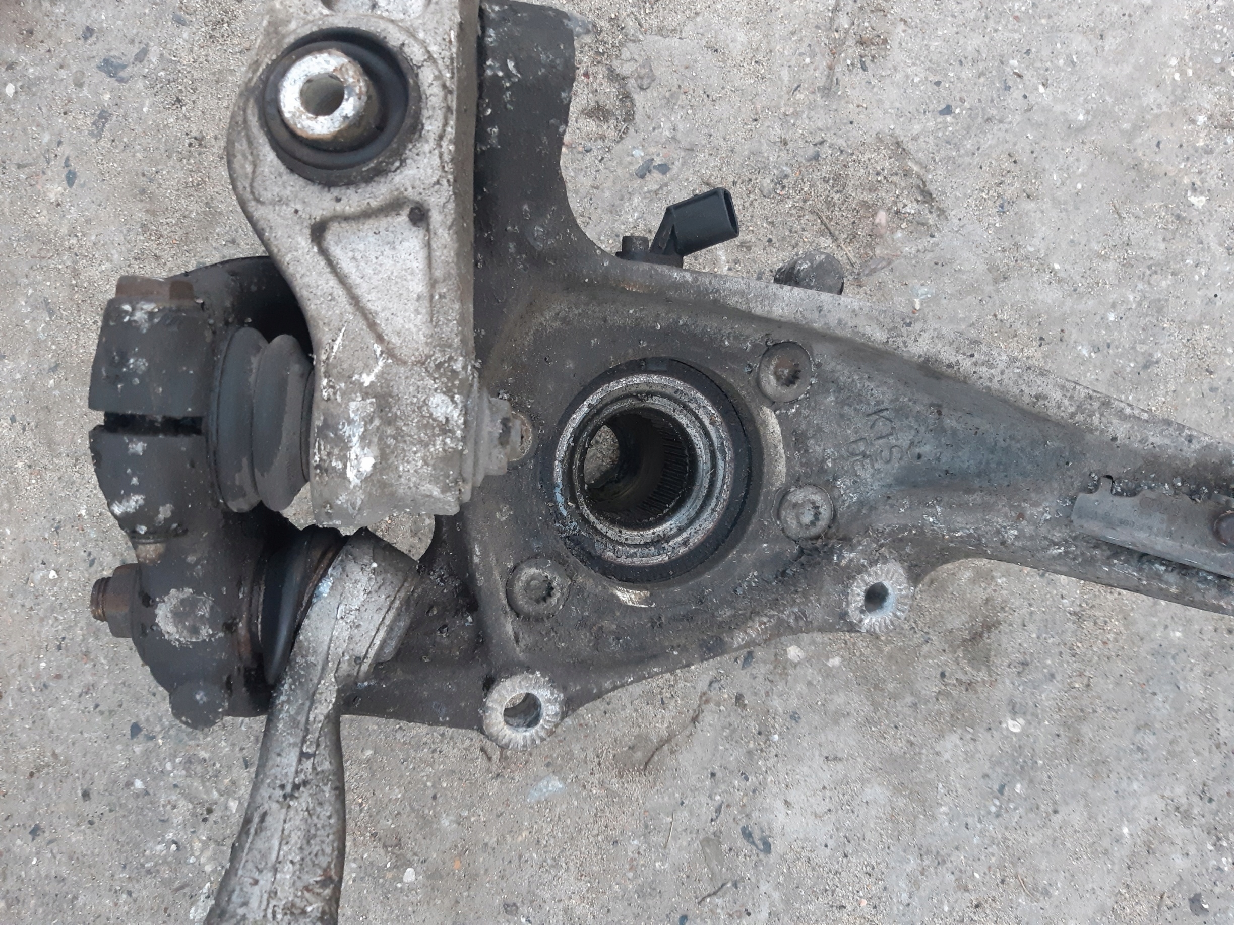 AUDI A6 C7 swing right front right front of the arm 4G0407242D