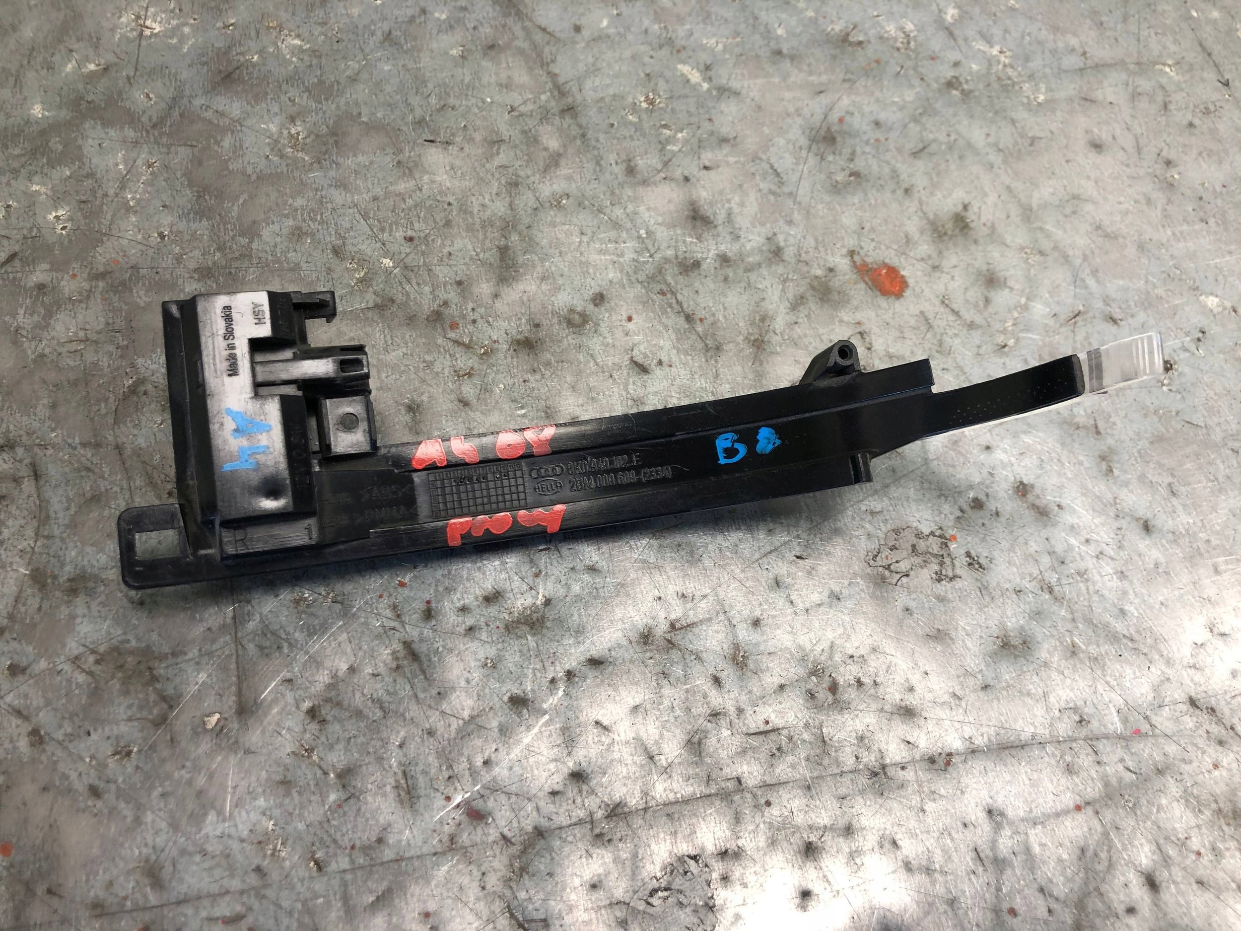 indicator mirrors right AUDI A4 B8 8K0949102E