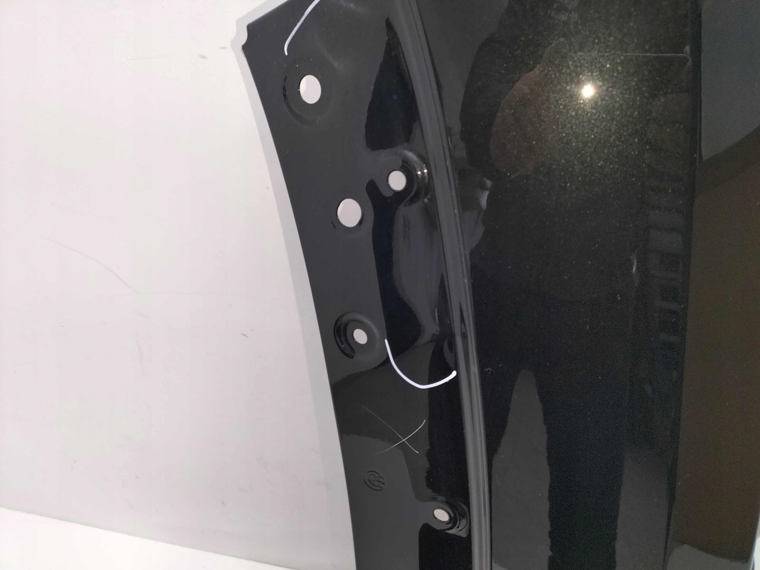 fender front front left BMW XM G09 22