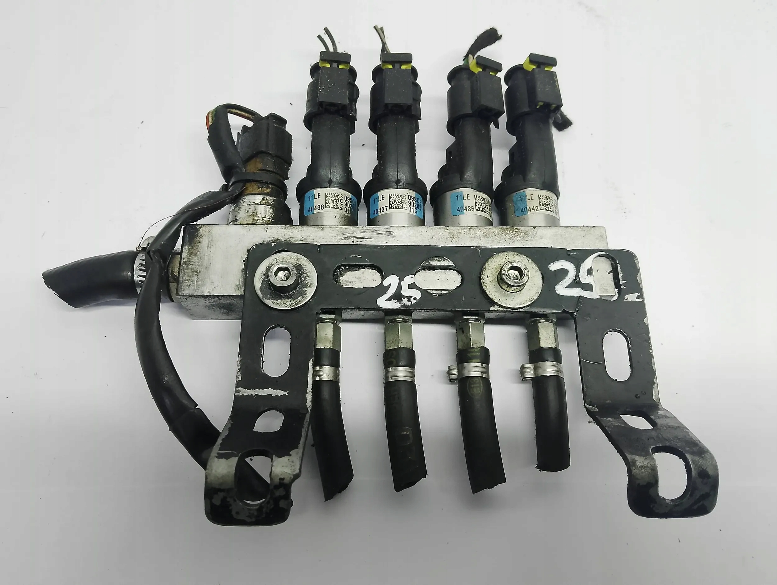 Audi A4 S4 B5 8D 2000 restliche 67R010185, 110R000005