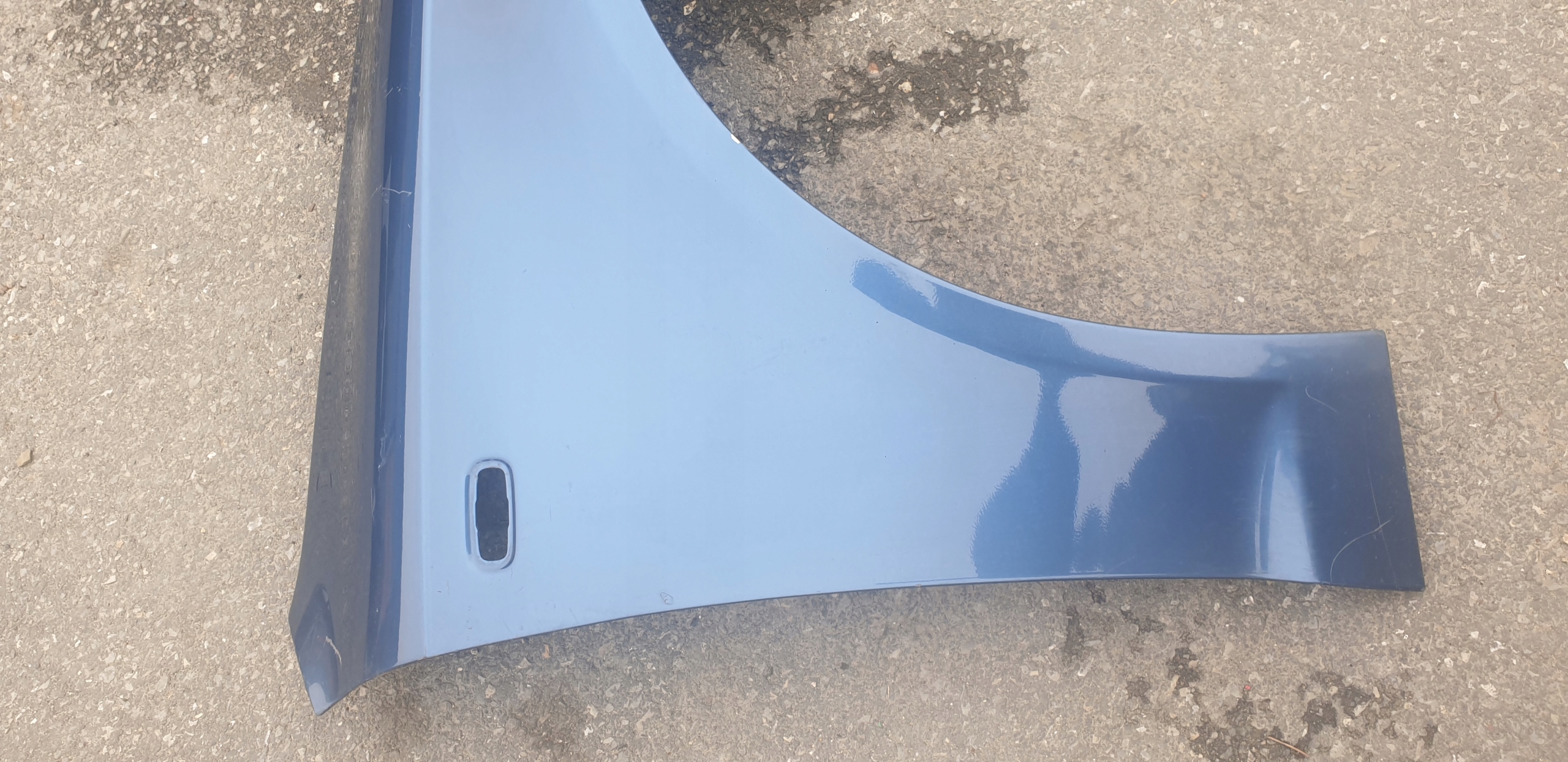 fender right front AUDI A6 C6 4F original blue