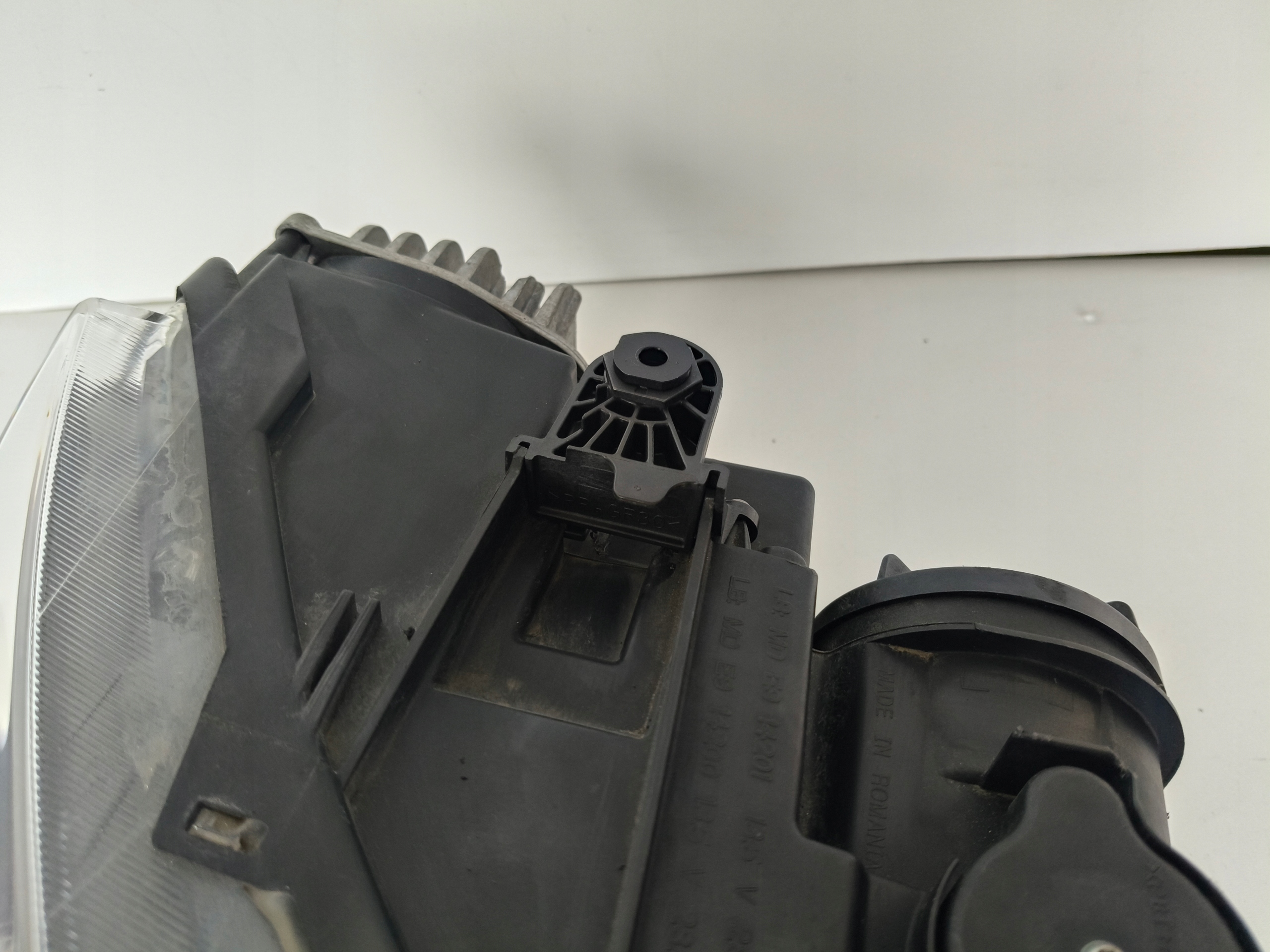 light right REFLEKTOR SEAT ATECA 575 16- FULL LED