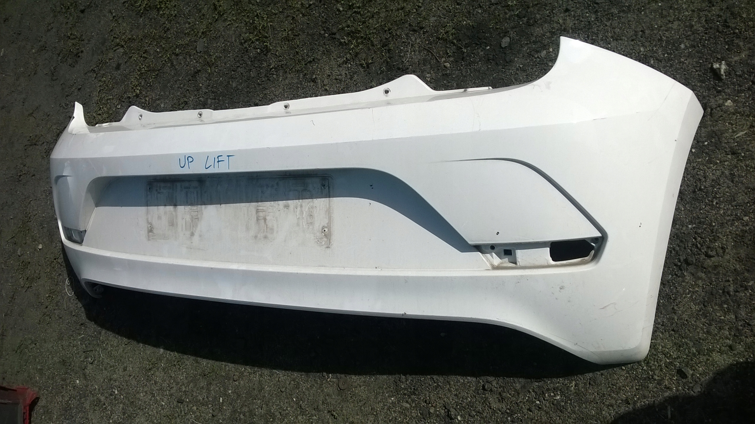 ZDERZAK TYLNY VW UP LIFT 1S6807121AB