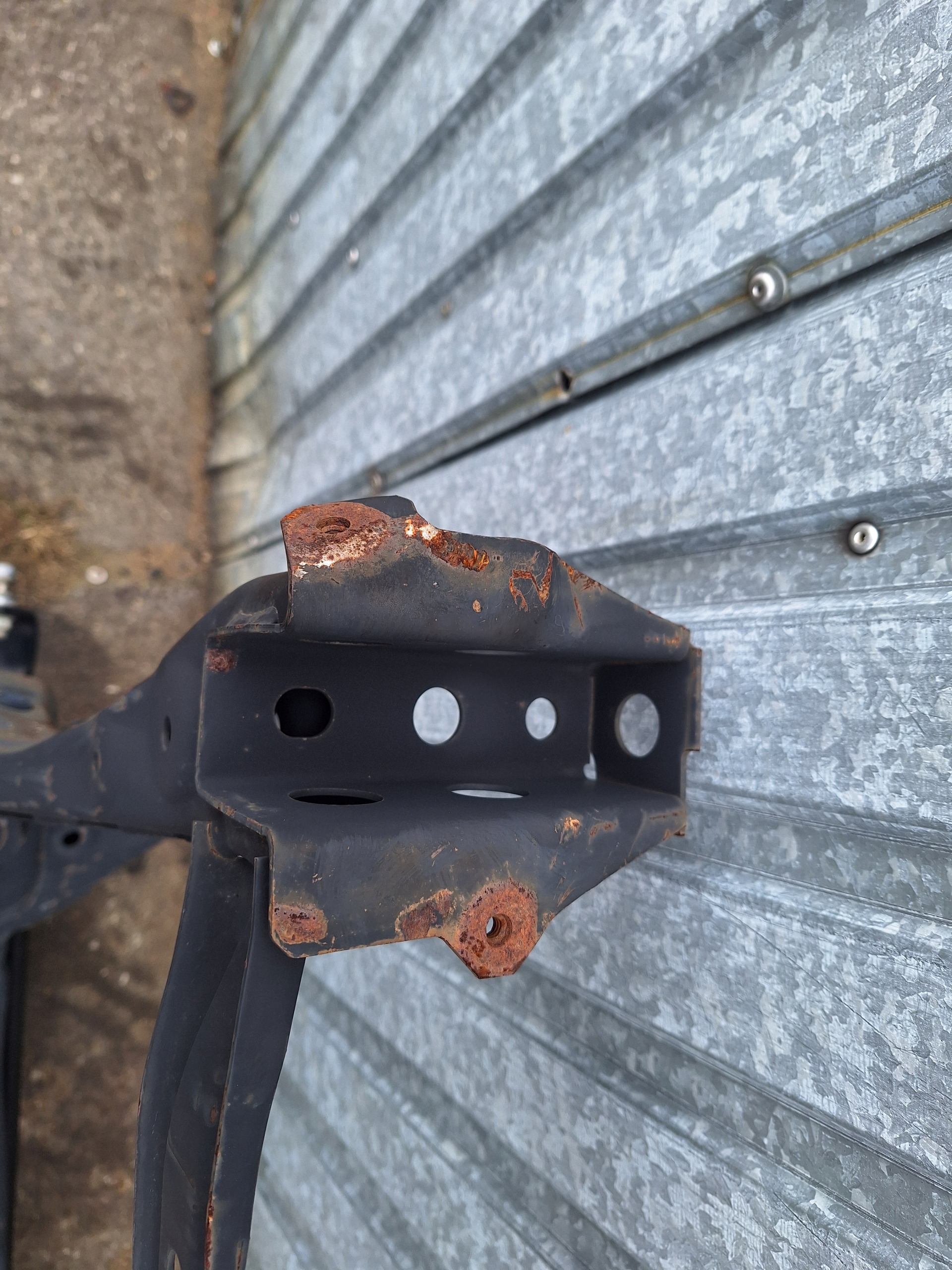axle beam axle beam subframe Mazda 2 DJ DL 14-20