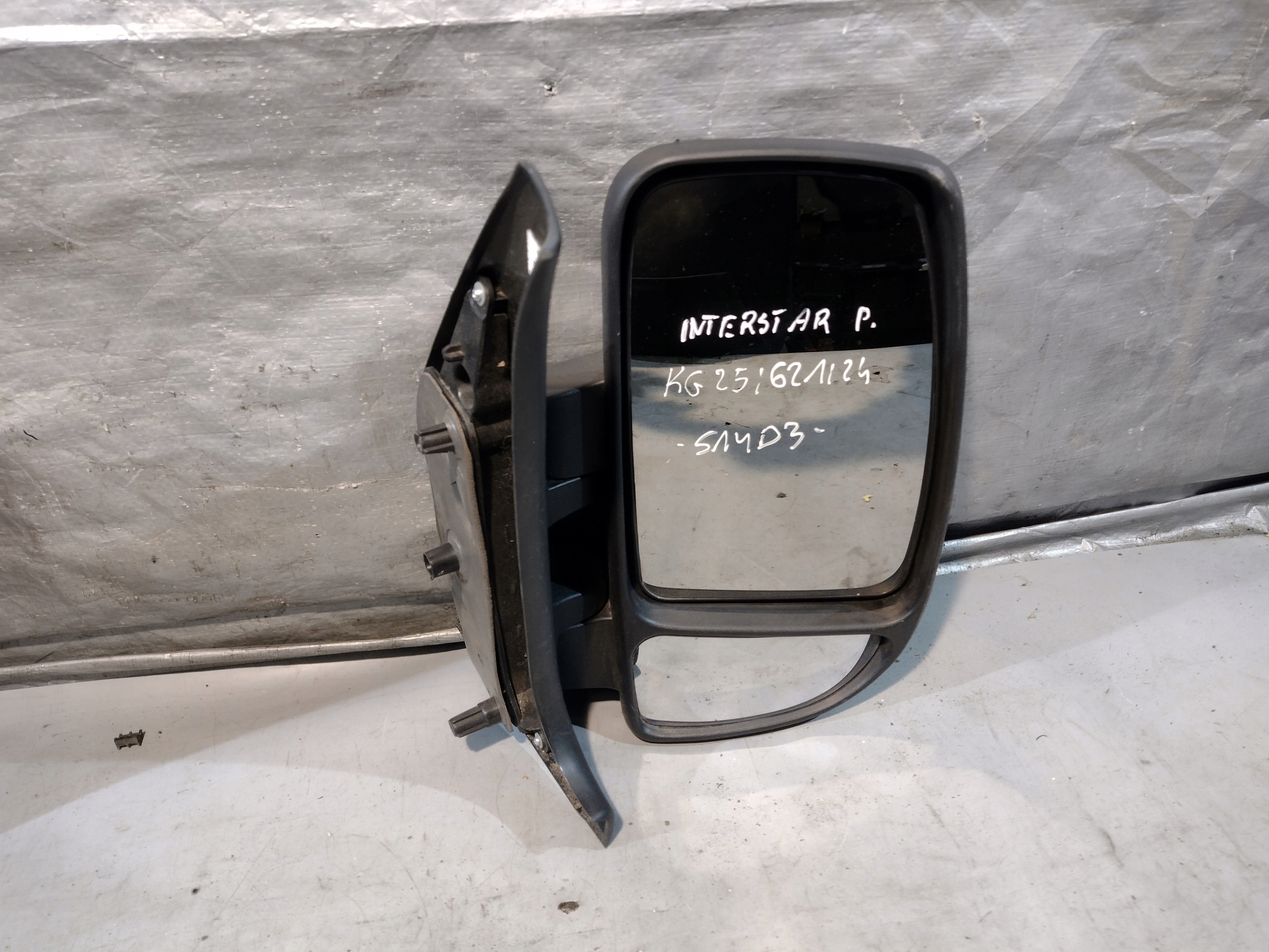 mirror right manually Nissan Interstar and 1 lift